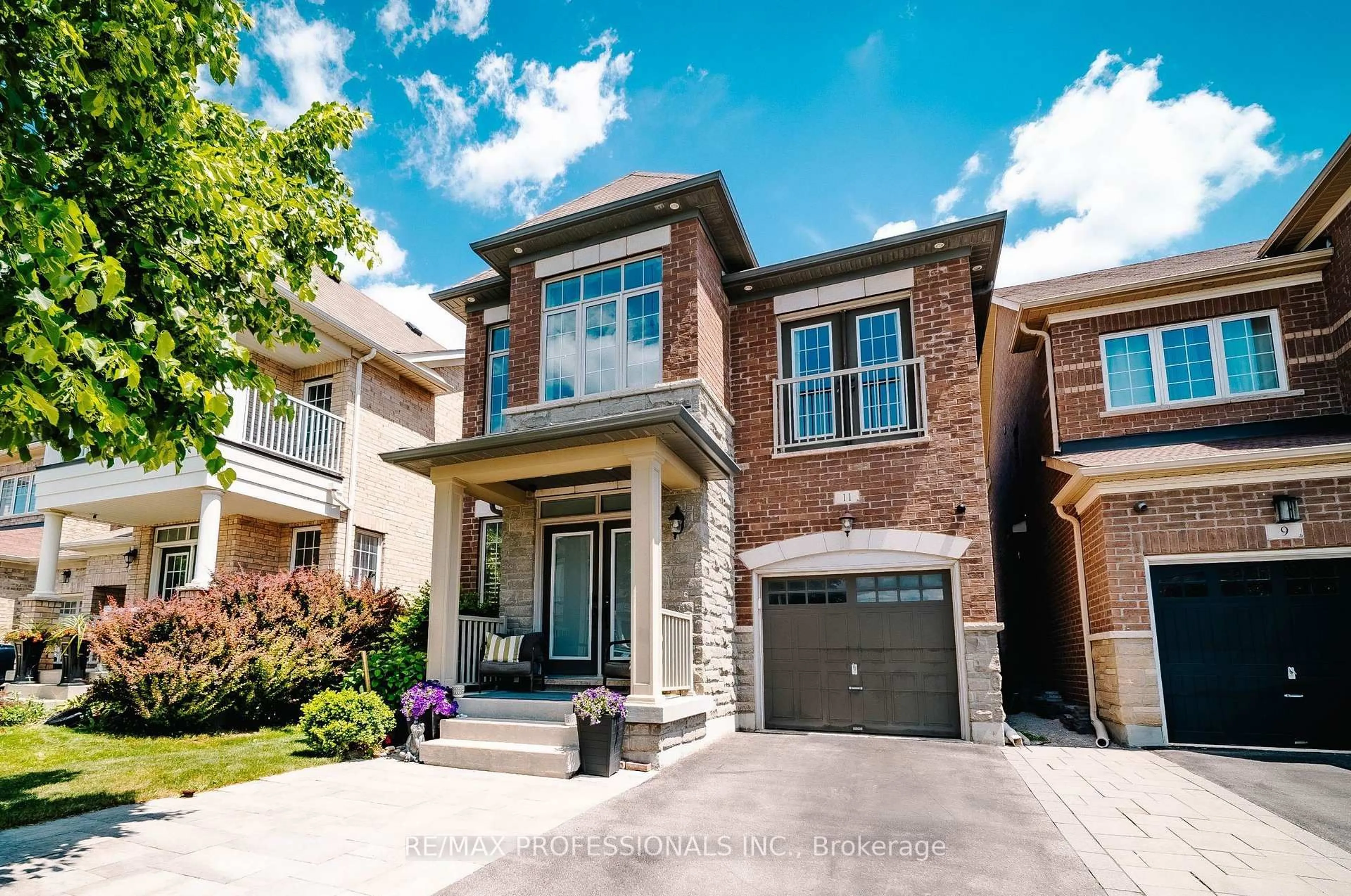Home with brick exterior material, street for 11 Pelham Dr, Vaughan Ontario L4H 3Z5