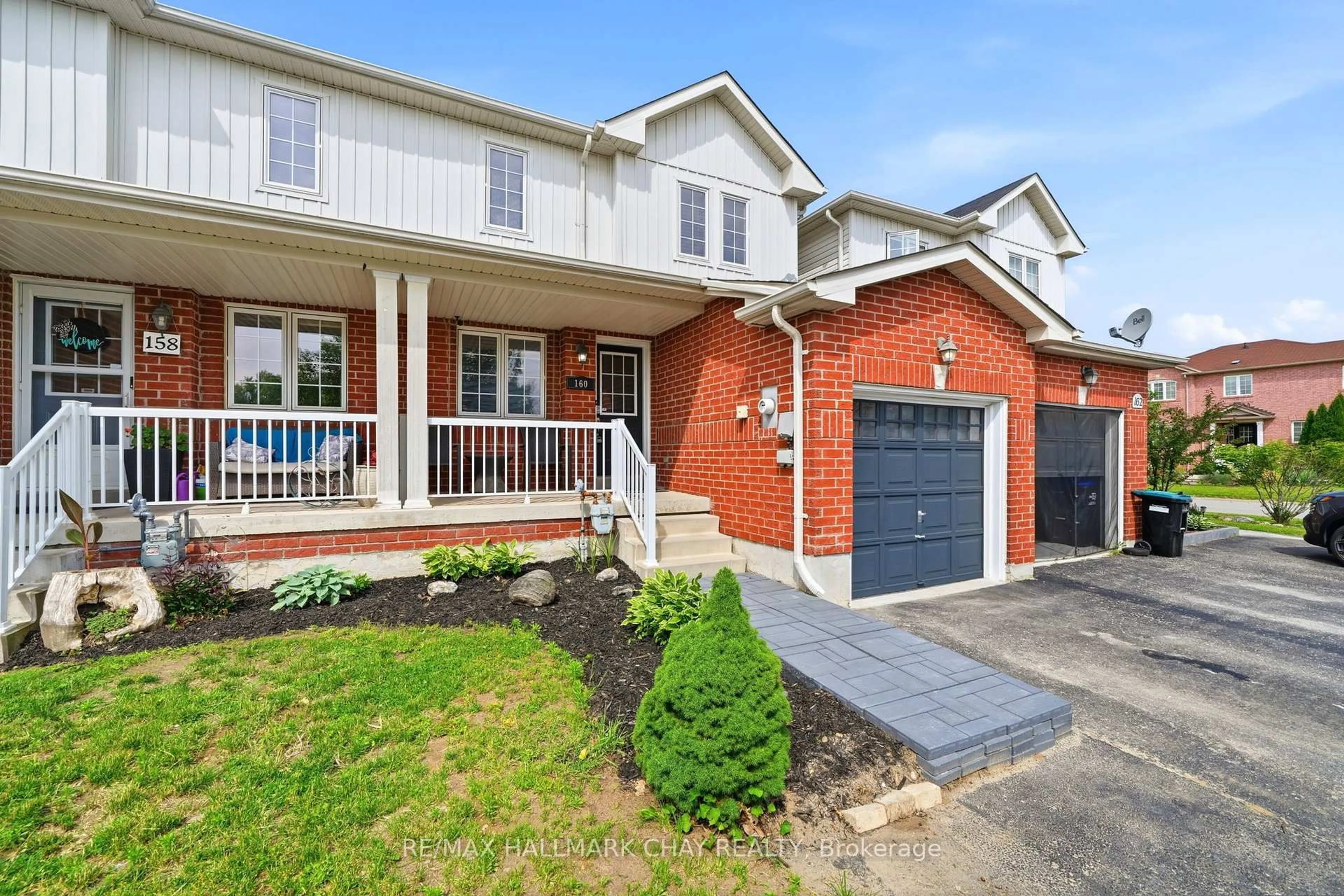 Home with brick exterior material, street for 160 Stonemount Cres, Essa Ontario L0M 1B4
