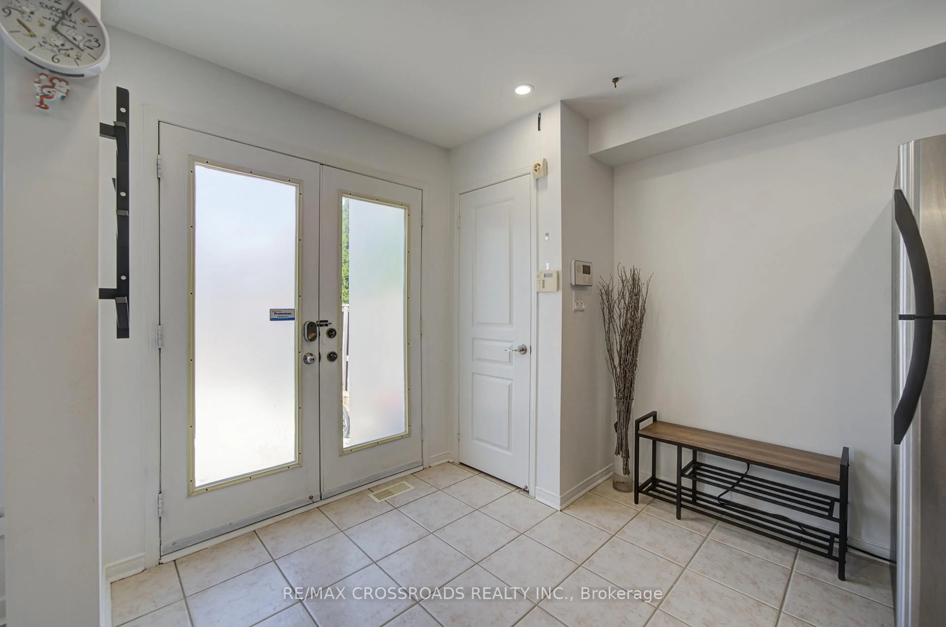 Indoor entryway for 2278 Bur Oak Ave, Markham Ontario L6E 1M1