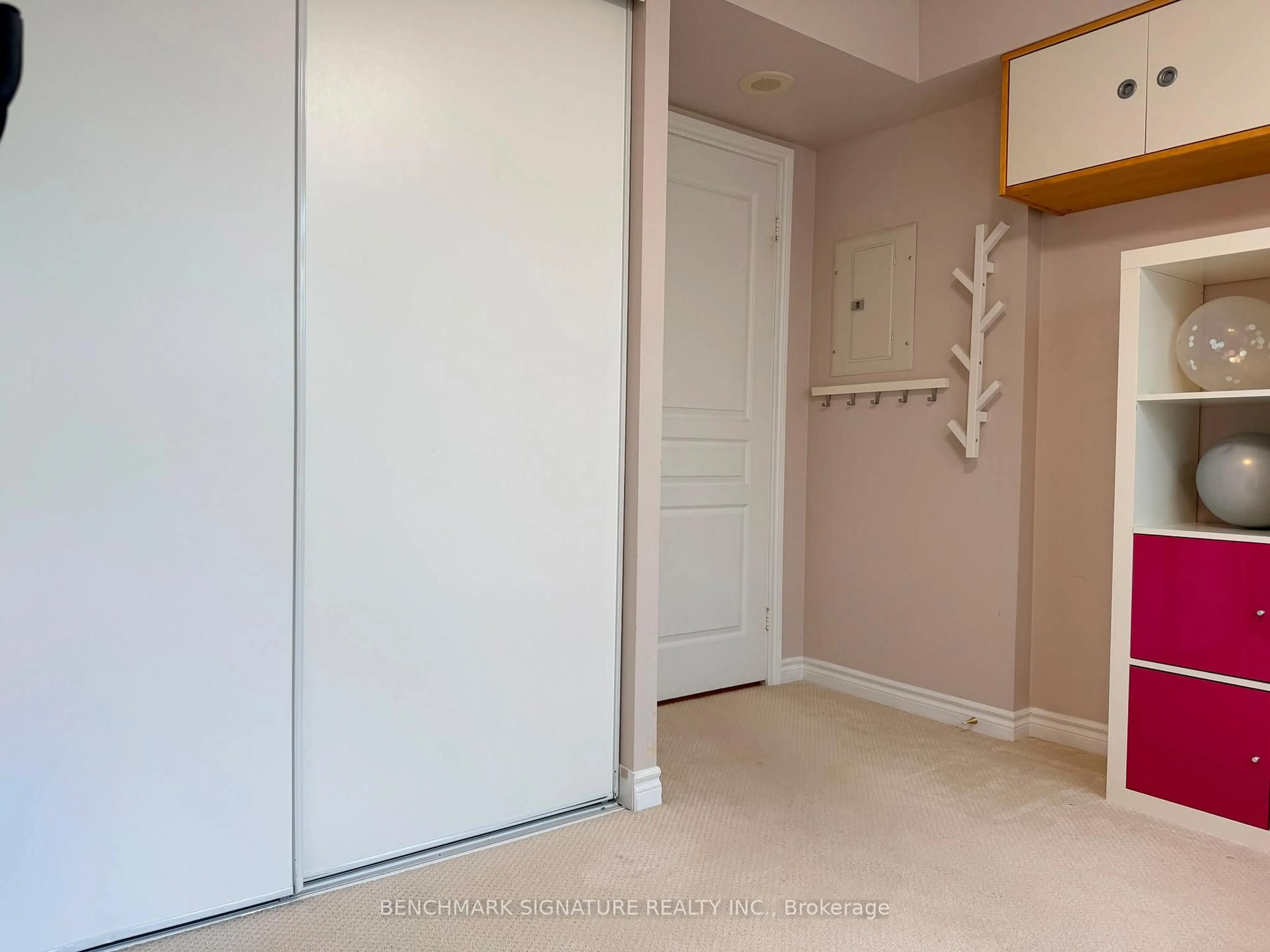 Unknown for 9017 Leslie St #112, Richmond Hill Ontario L4B 4R8