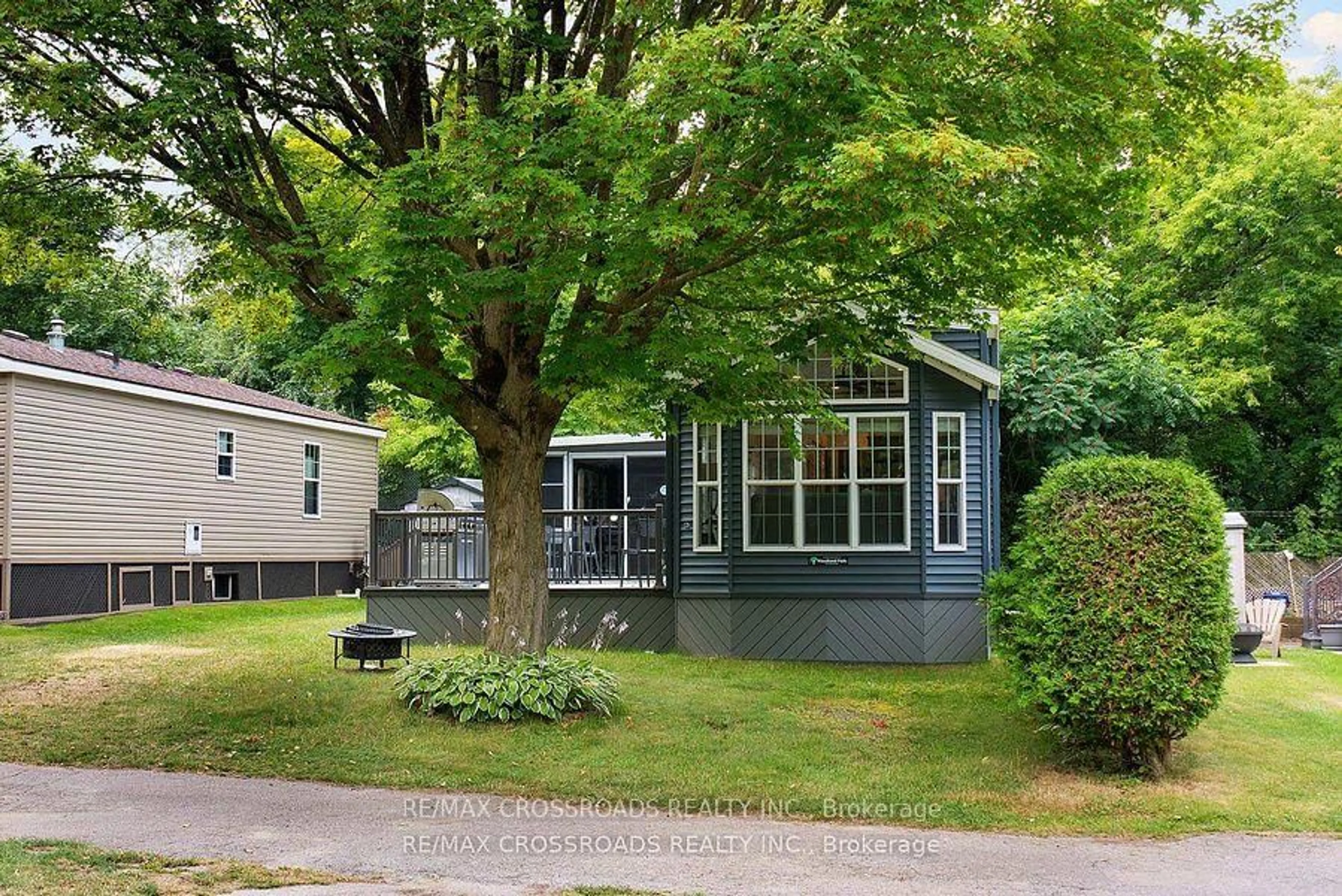 Home with vinyl exterior material, street for 15014 Ninth Line #Spruce 40, Whitchurch-Stouffville Ontario L0G 1E0