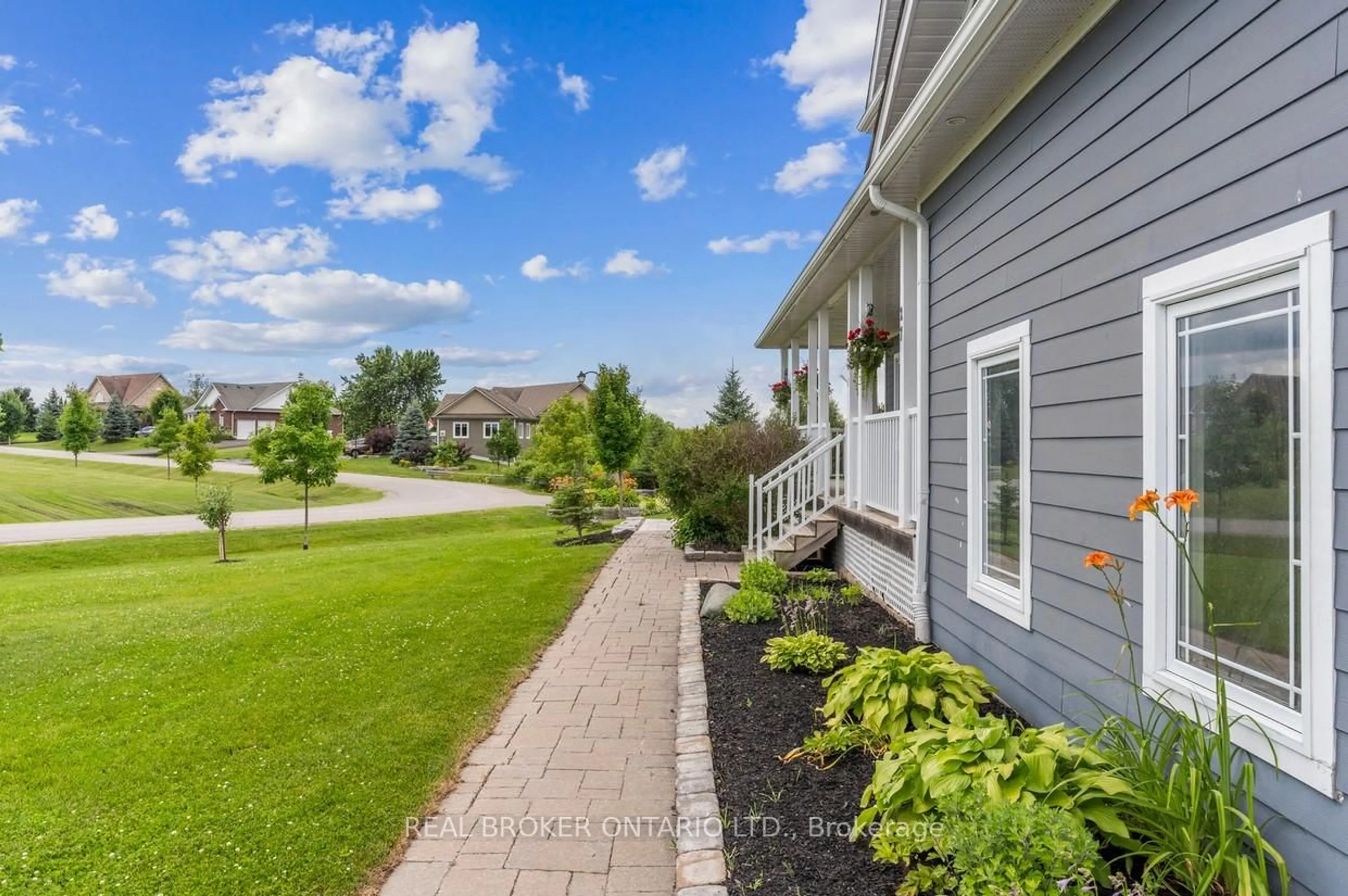 Unknown for 27 Bagshaw Cres, Uxbridge Ontario L9P 0A9