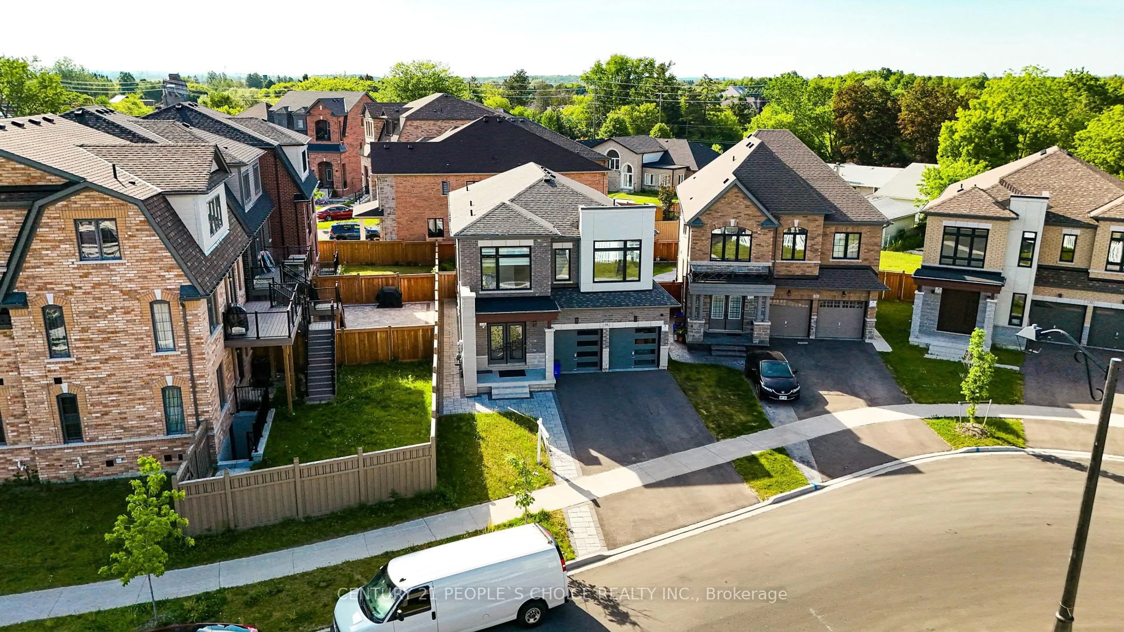 A pic from outside/outdoor area/front of a property/back of a property/a pic from drone, street for 64 Coldwell Bay Circ, Vaughan Ontario L4H 5E9