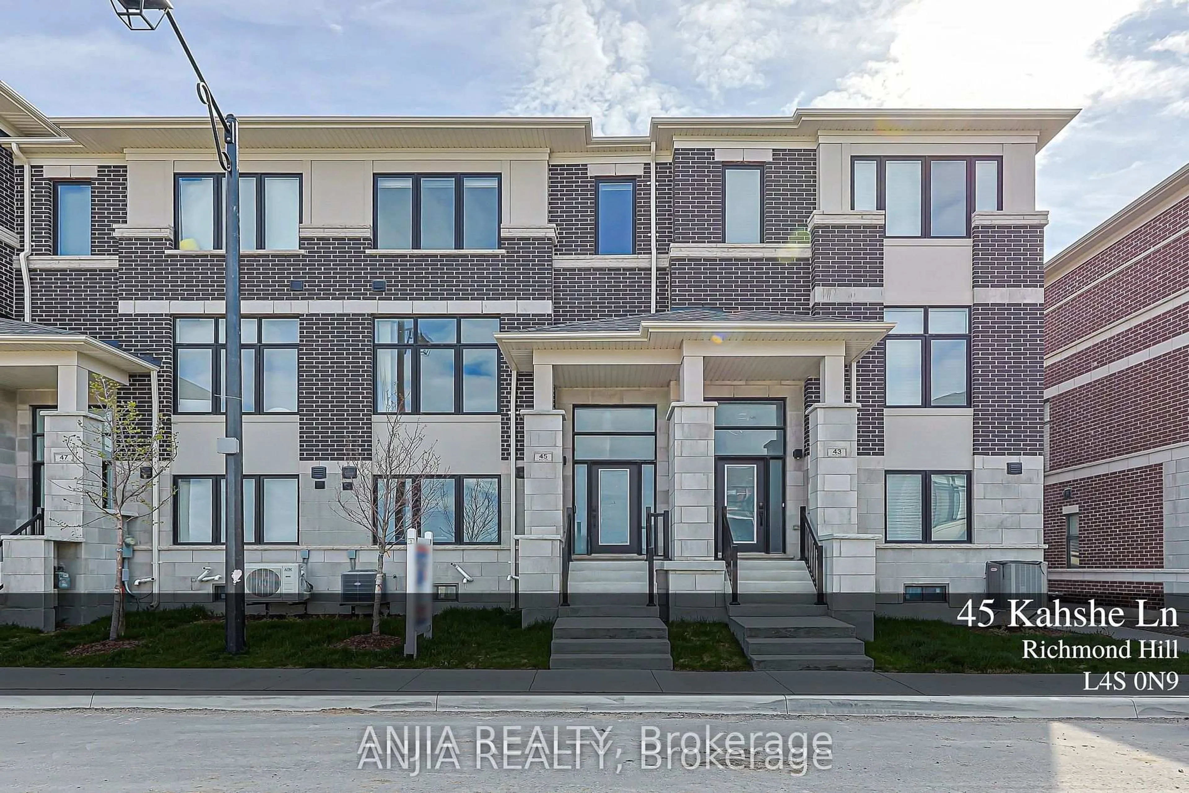 Unknown for 45 Kahshe Lane, Richmond Hill Ontario L4S 0N9