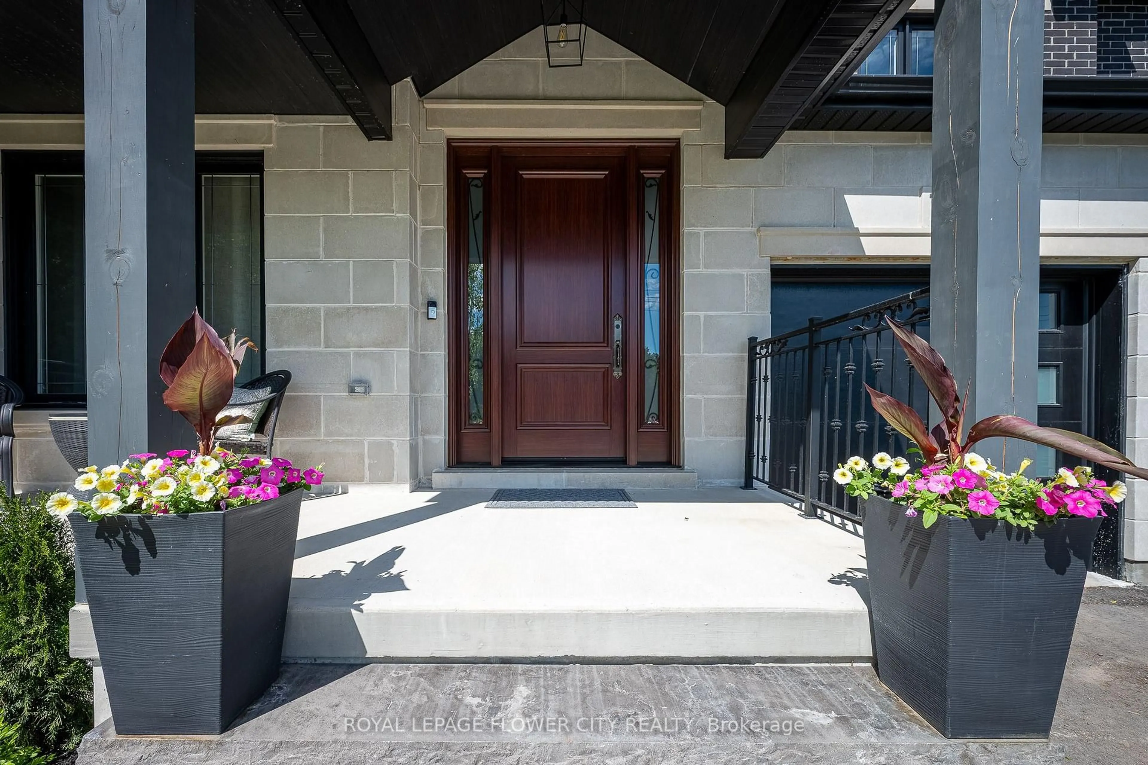 Indoor entryway for 2164 Adjala Tecumseth Townline, Adjala-Tosorontio Ontario L0G 1W0