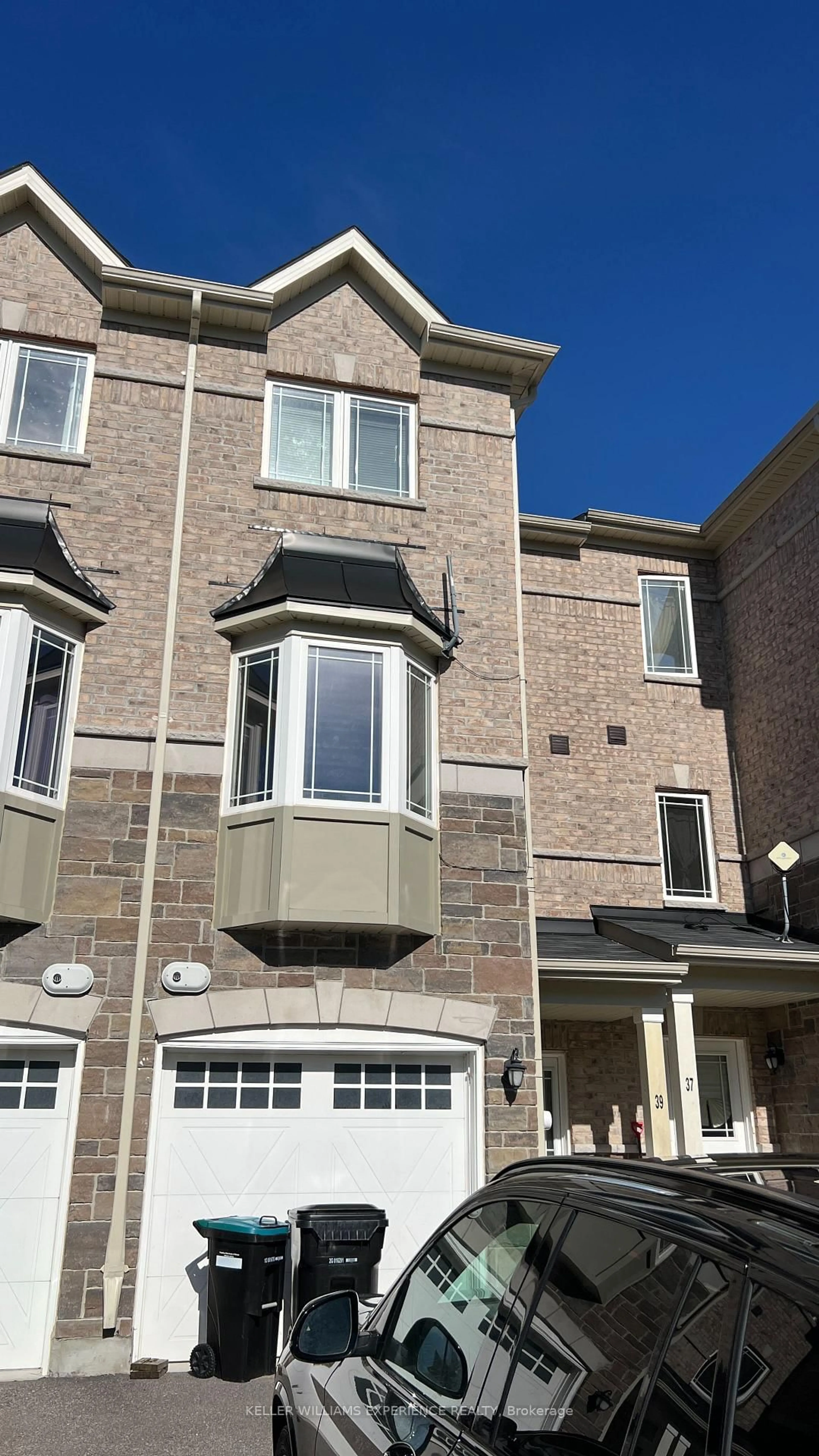 Home with brick exterior material, unknown for 39 Milson Cres, Essa Ontario L3W 0C9