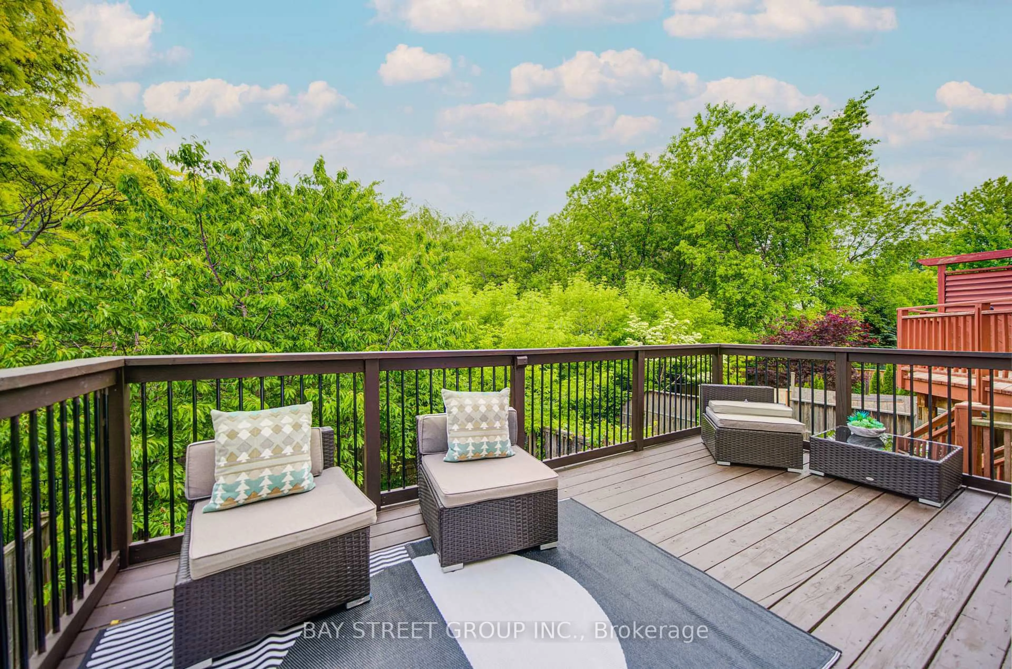 Patio, water/lake/river/ocean view for 46 Romance Dr, Richmond Hill Ontario L4S 2R7