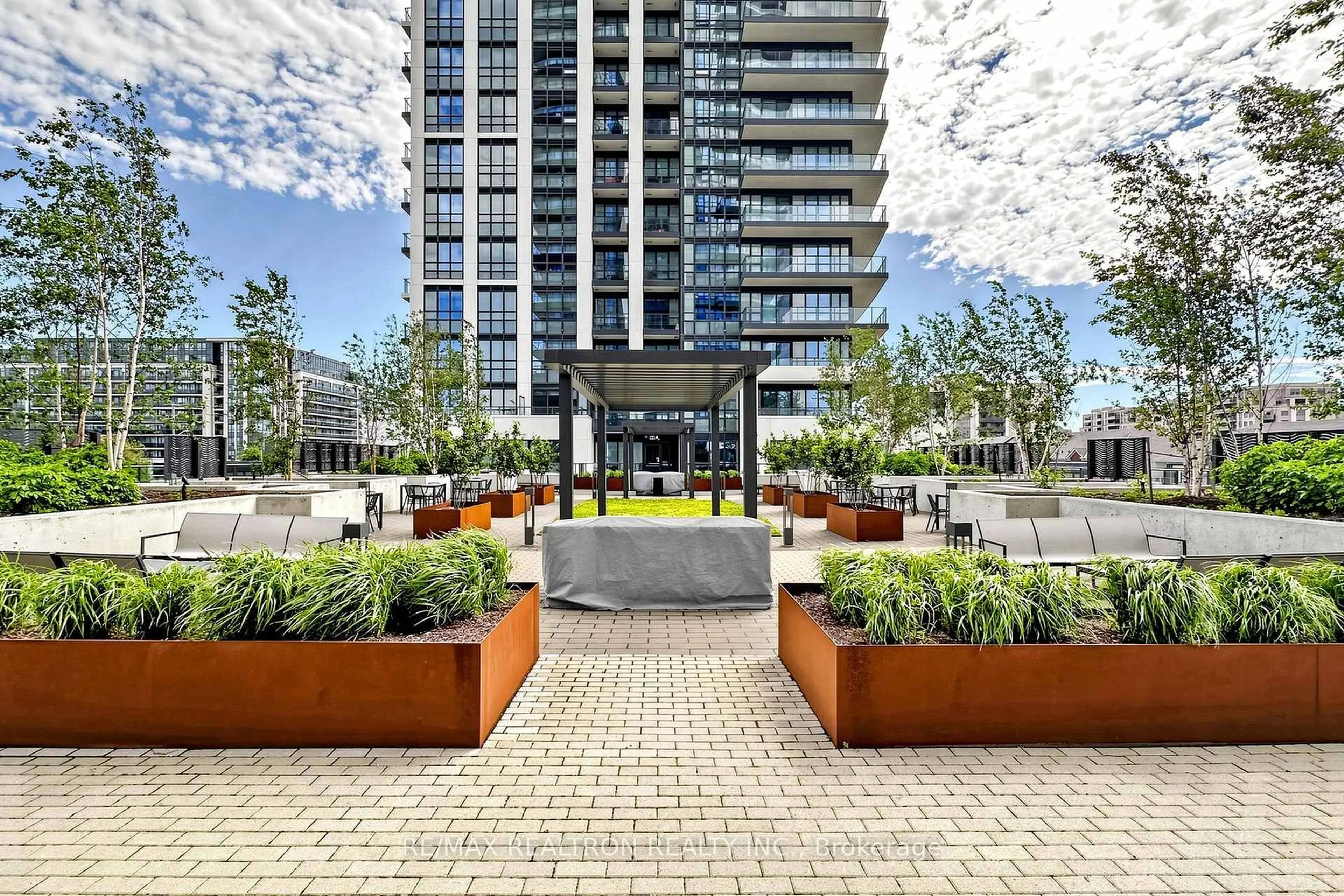Patio, street for 12 Gandhi Lane #3702, Markham Ontario L3T 0G8