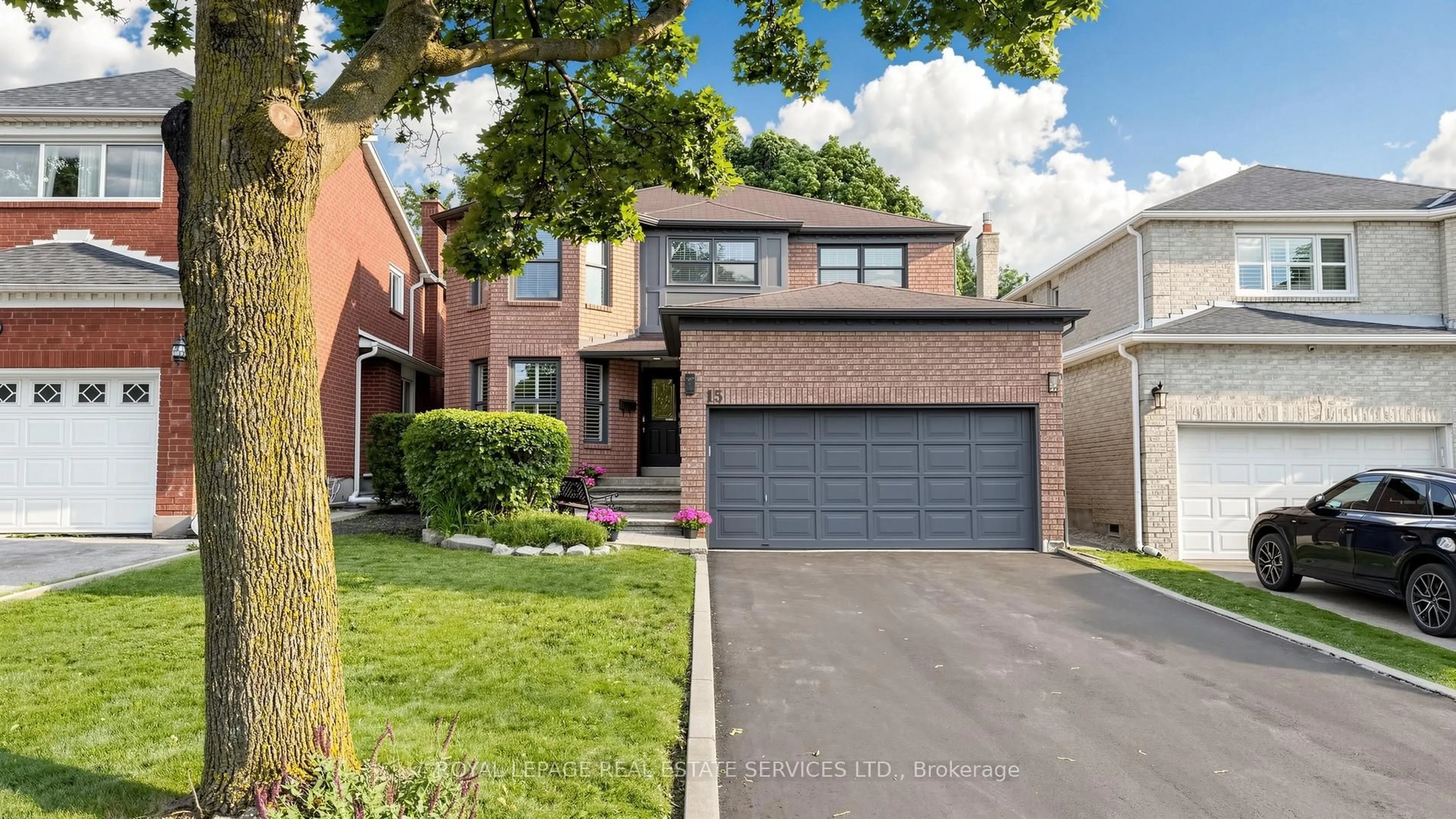Home with brick exterior material, street for 15 Maxwell Crt, Vaughan Ontario L4J 6Y3