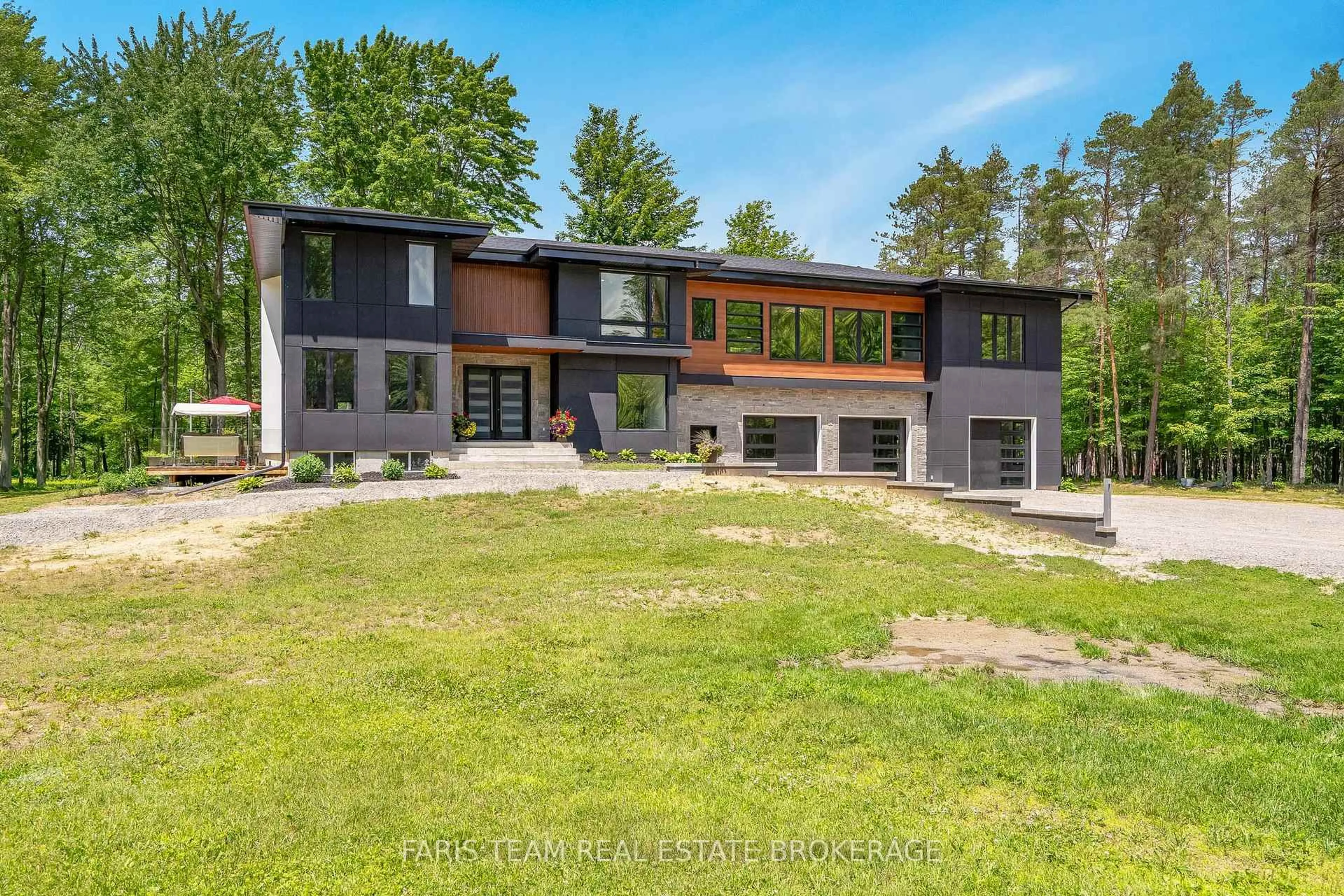 Home with brick exterior material, unknown for 8418 Tosorontio 20th Sdrd, Adjala-Tosorontio Ontario L0M 1M0