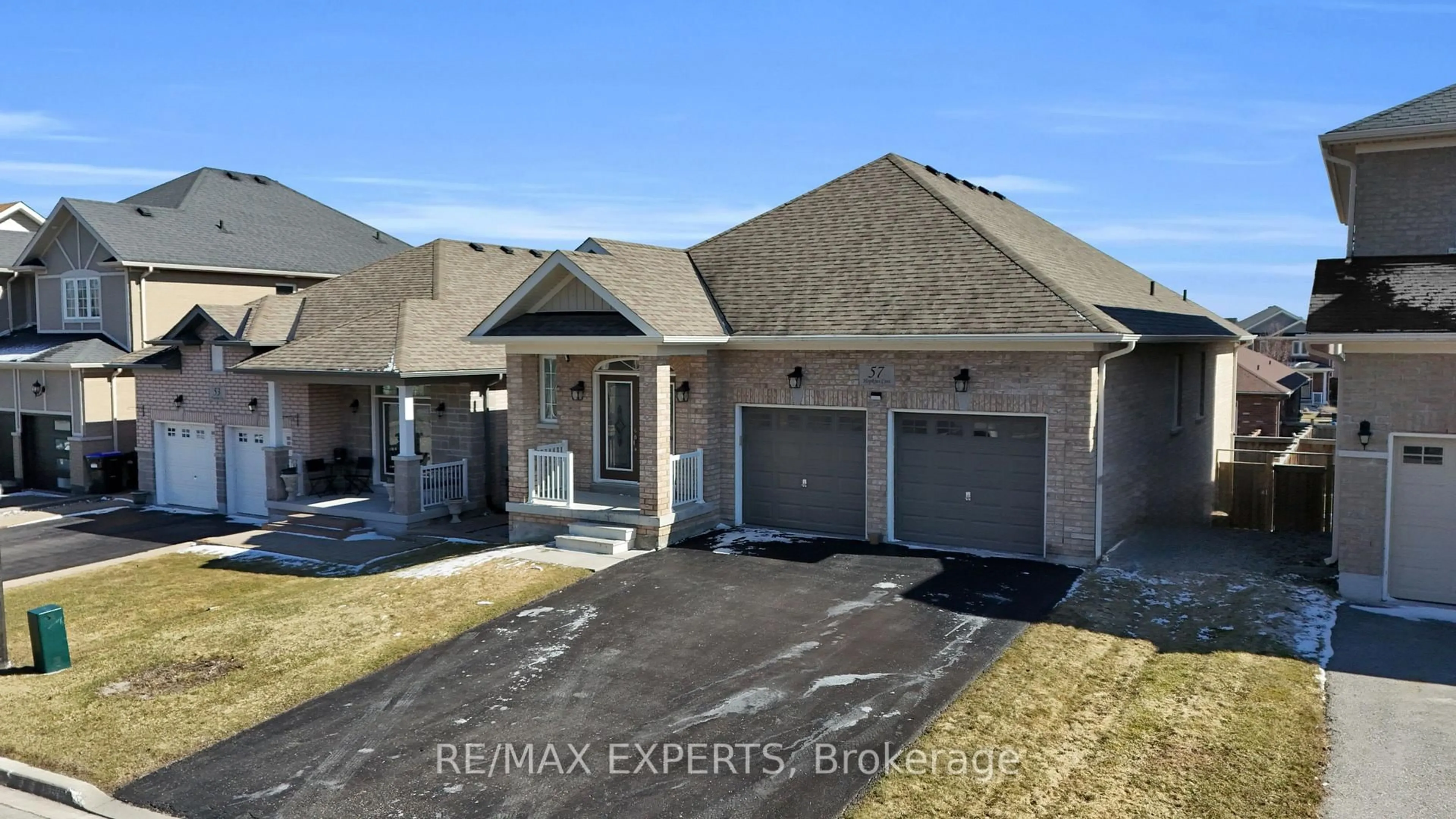 Home with brick exterior material, unknown for 57 Hopkins Cres, Bradford West Gwillimbury Ontario L3Z 0R7