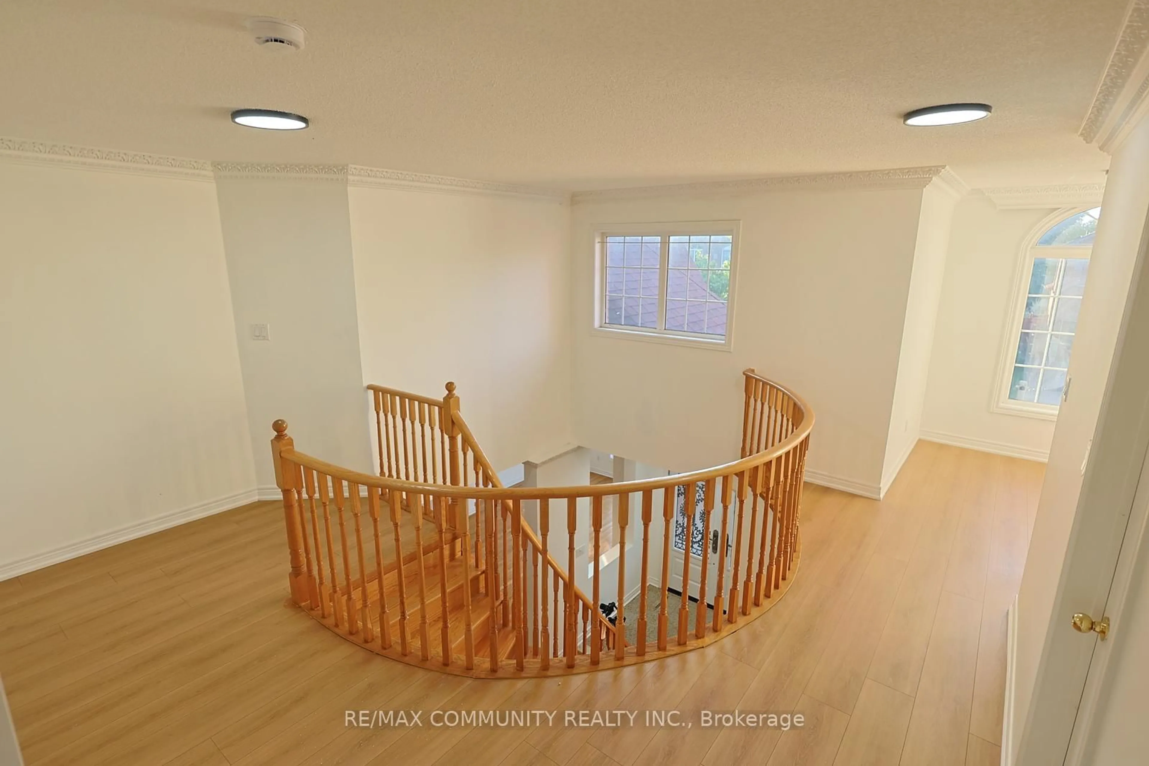 Unknown for 29 River Forest St, Markham Ontario L3S 4H4