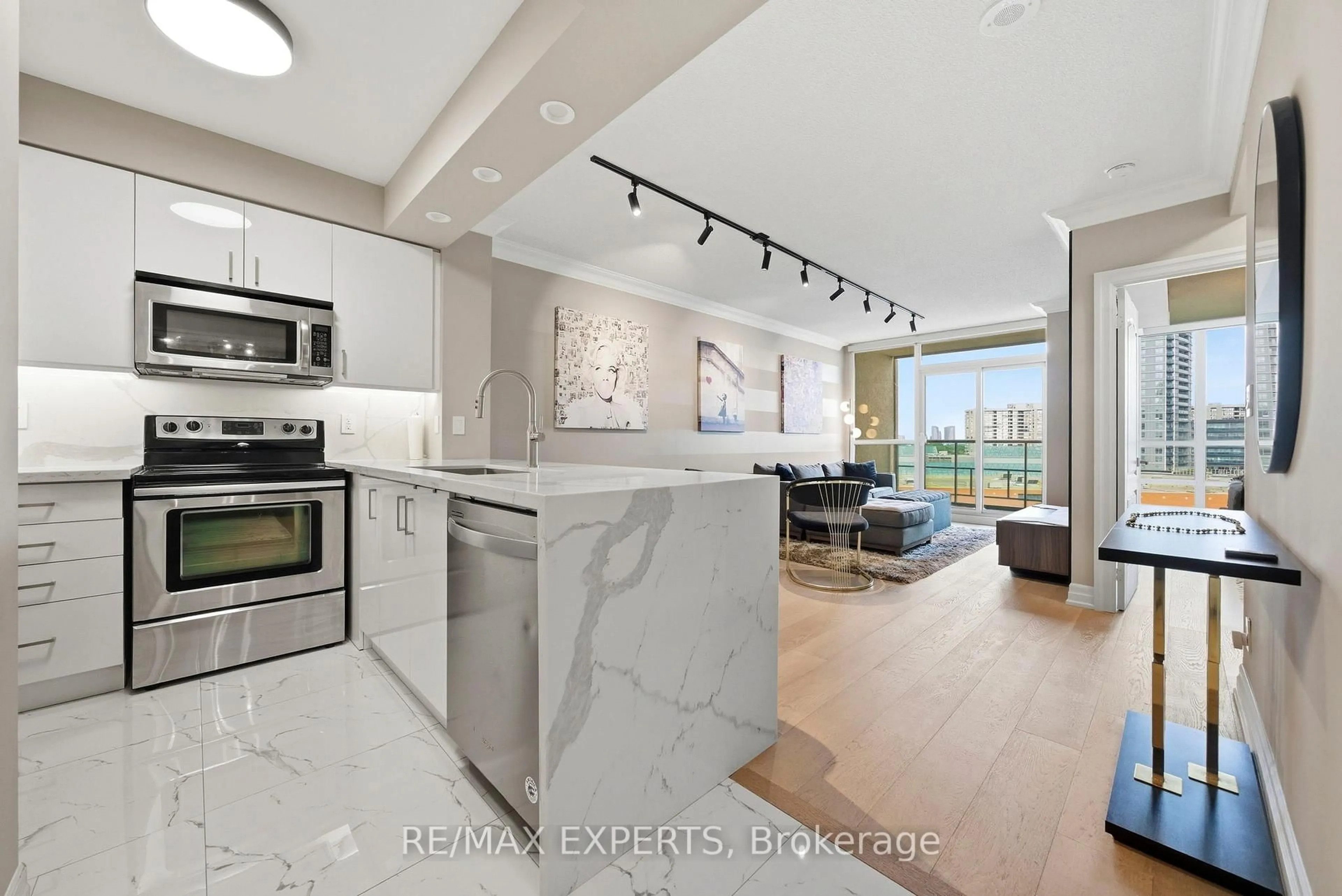 Open concept kitchen, unknown for 88 Promenade Circ #704, Vaughan Ontario L4J 9A4