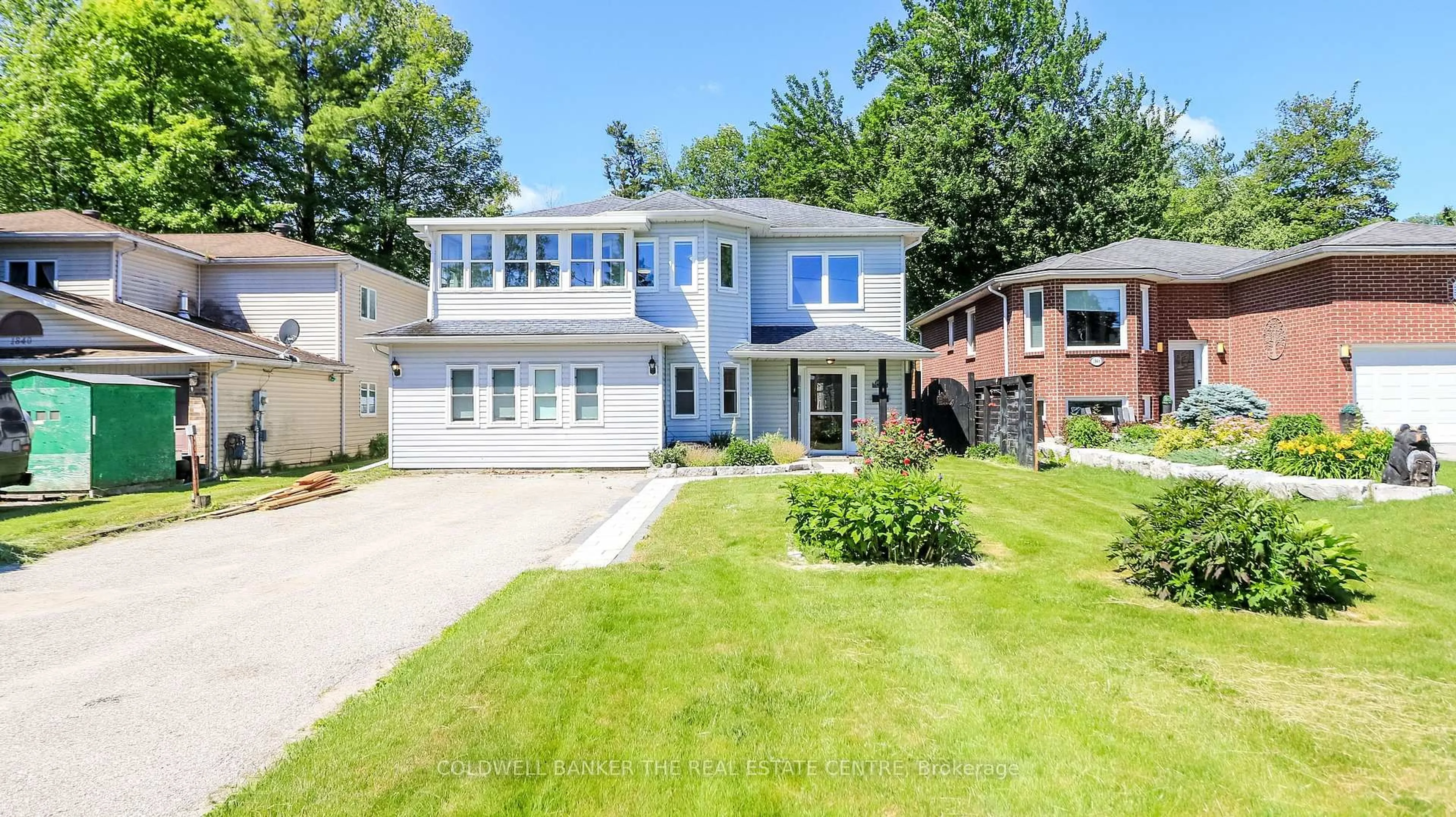 Home with brick exterior material, street for 1842 Simcoe Blvd, Innisfil Ontario L9S 4N4