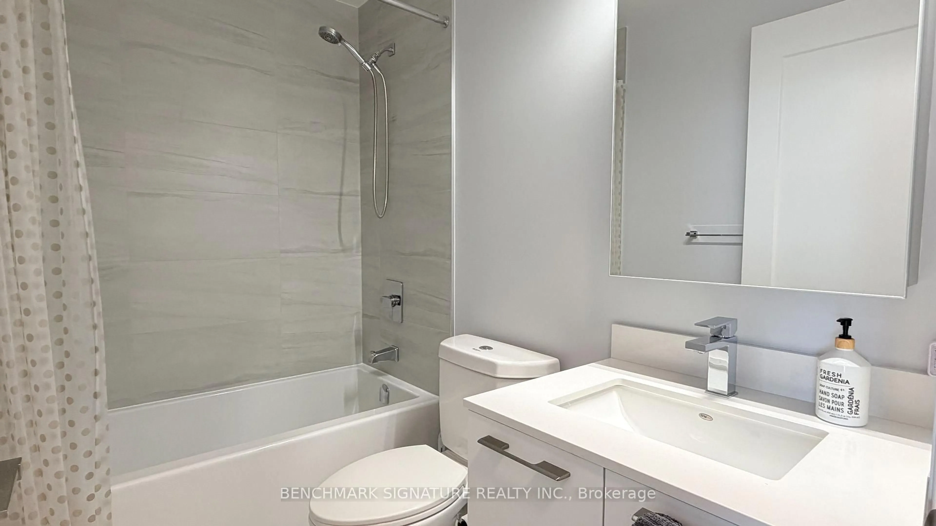 Standard bathroom, unknown for 38 Water Walk Dr, Markham Ontario L3R 6M8