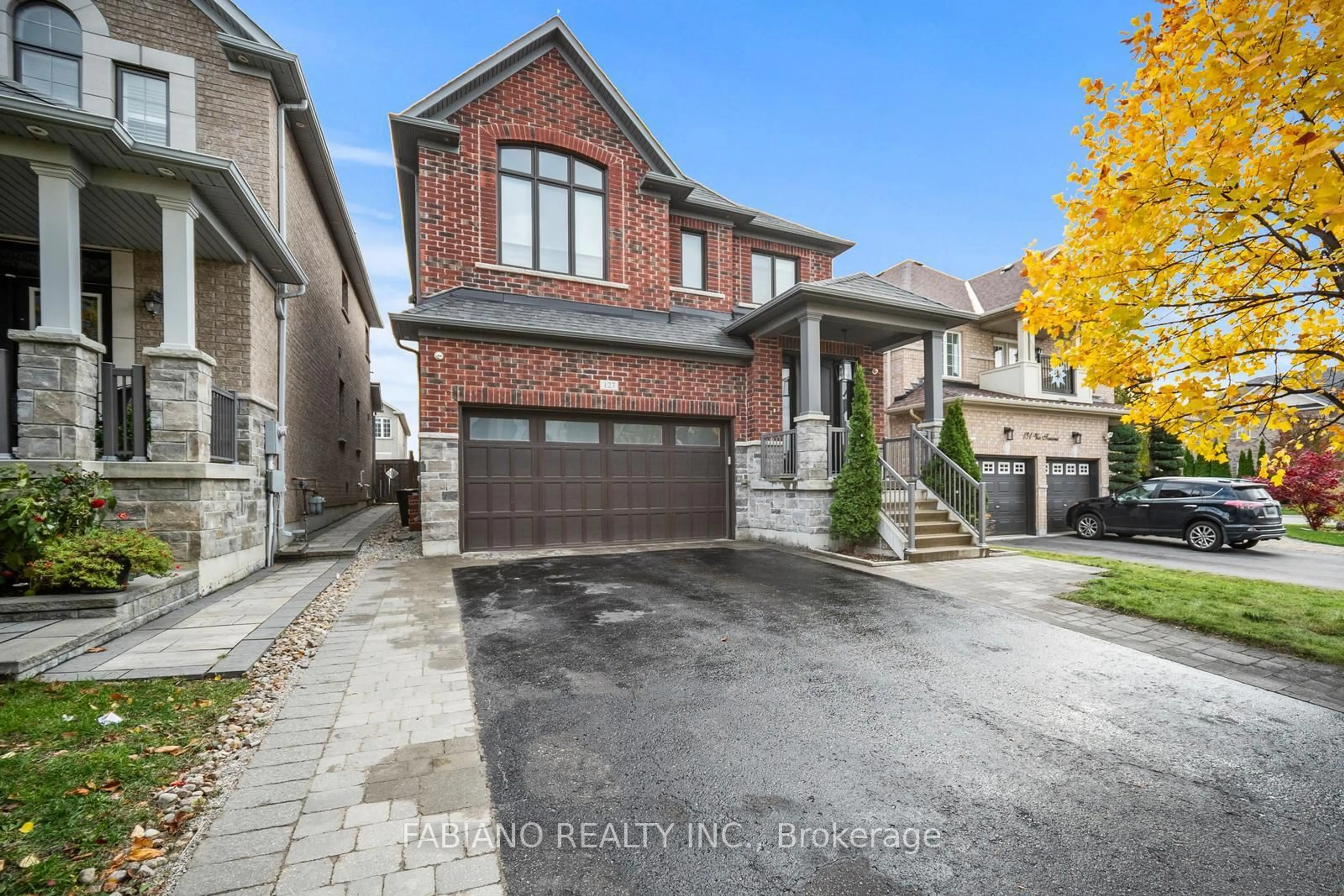 Home with brick exterior material, street for 127 Via Toscana, Vaughan Ontario L4H 3C1