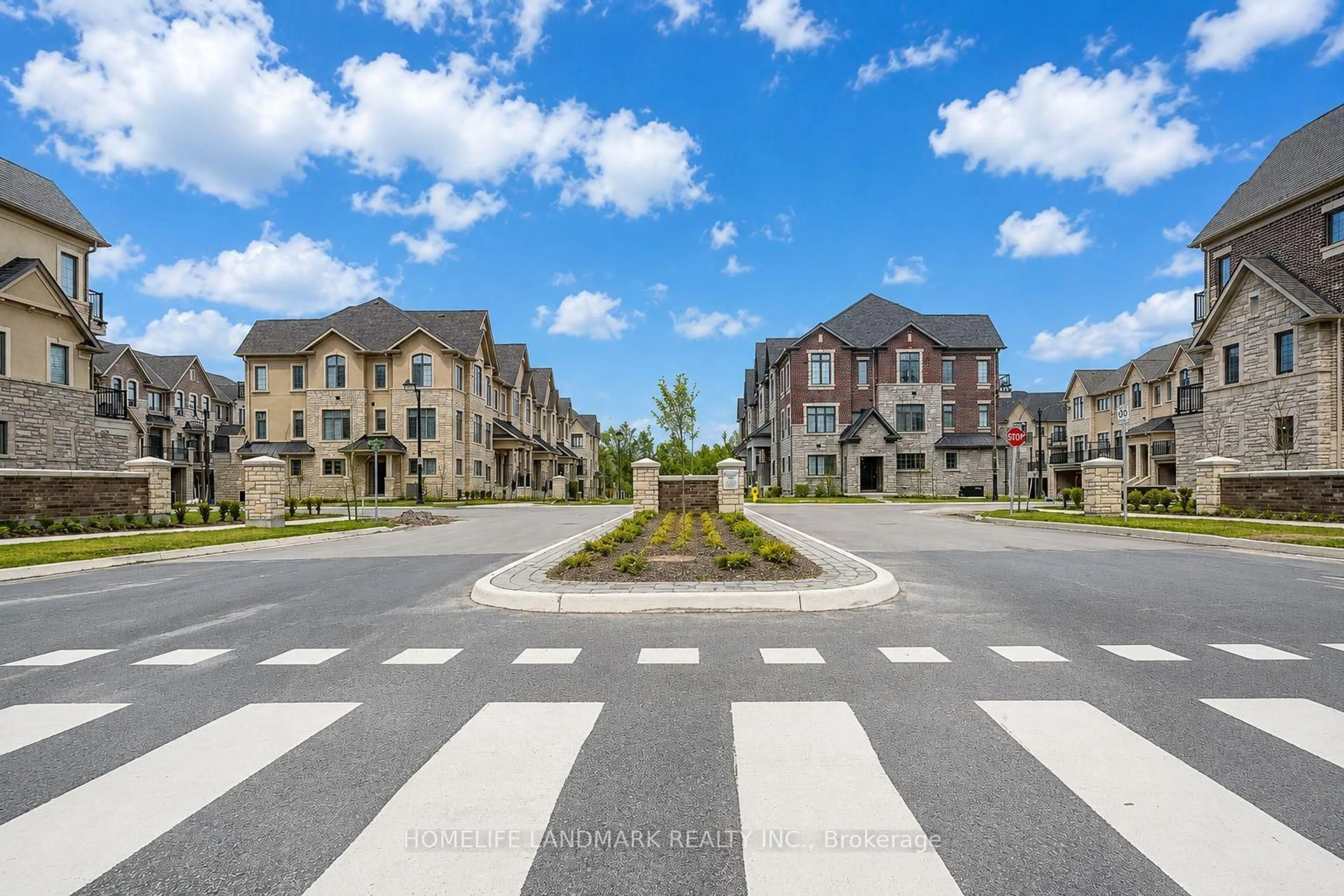 A pic from outside/outdoor area/front of a property/back of a property/a pic from drone, street for 4263 Major Mackenzie Dr, Markham Ontario L6C 3L5