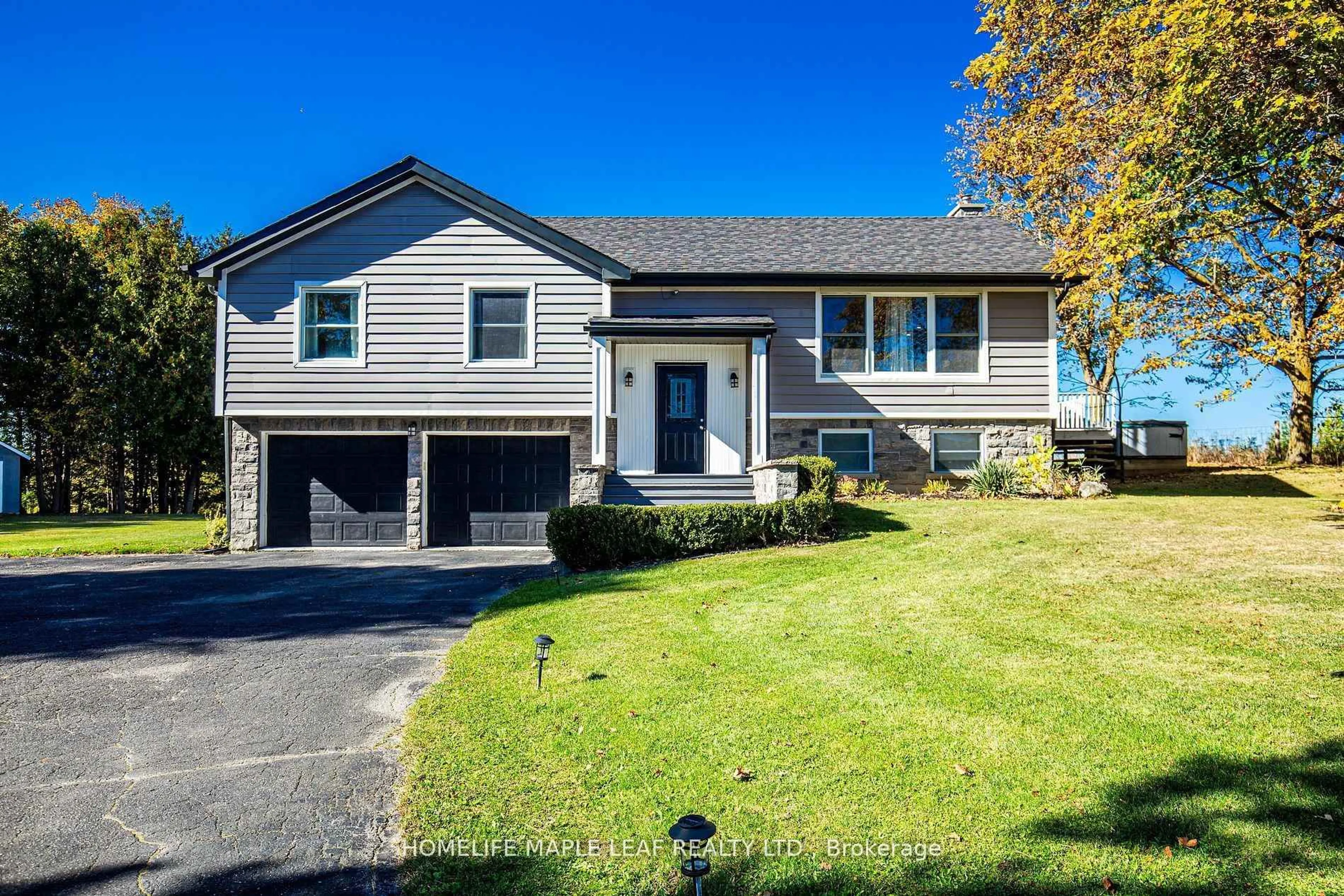 Home with vinyl exterior material, street for 1630 TOTTENHAM Rd, New Tecumseth Ontario L0G 1W0