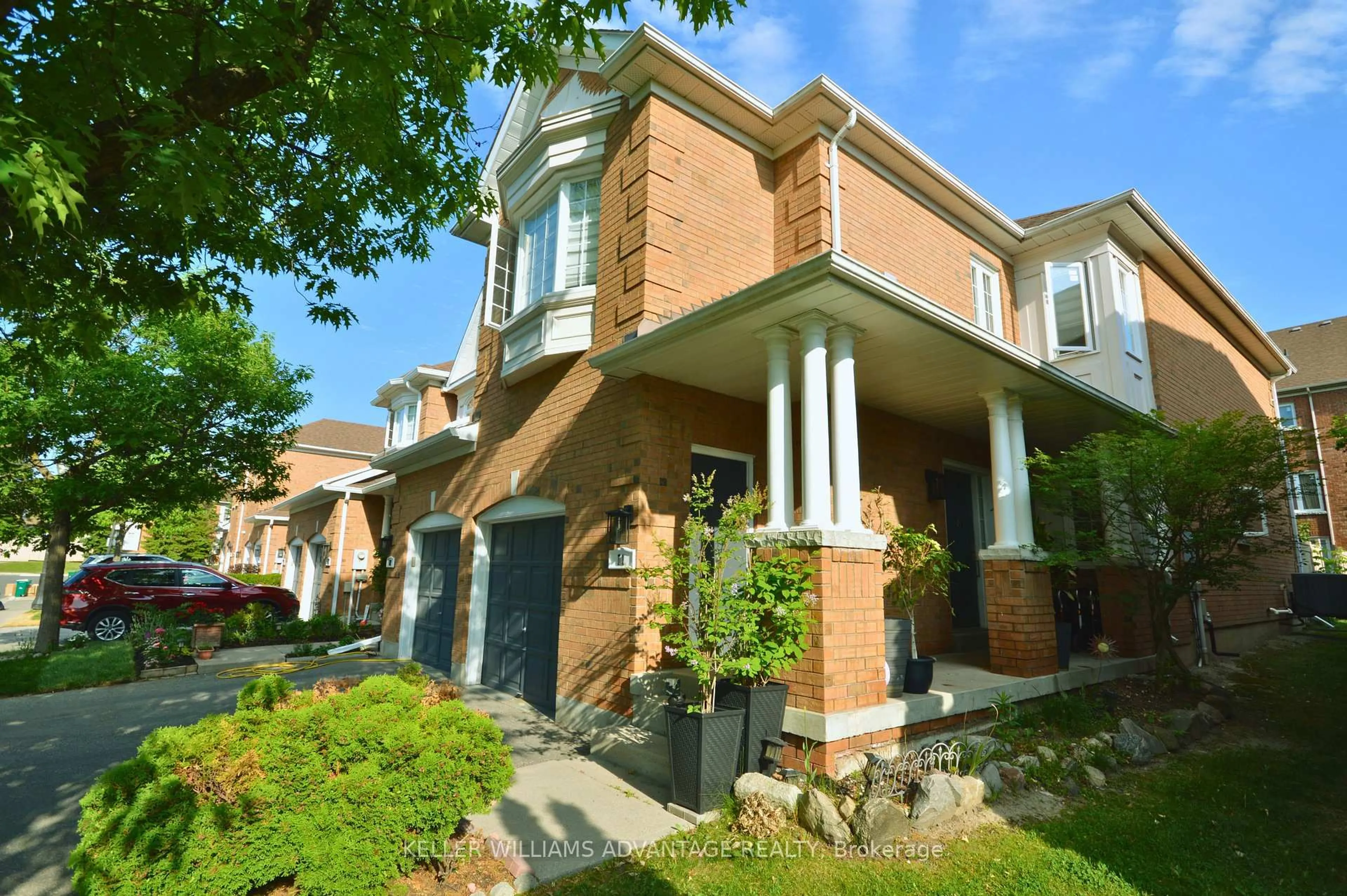 Home with brick exterior material, street for 190 Harding Blvd #11, Richmond Hill Ontario L4C 0J9