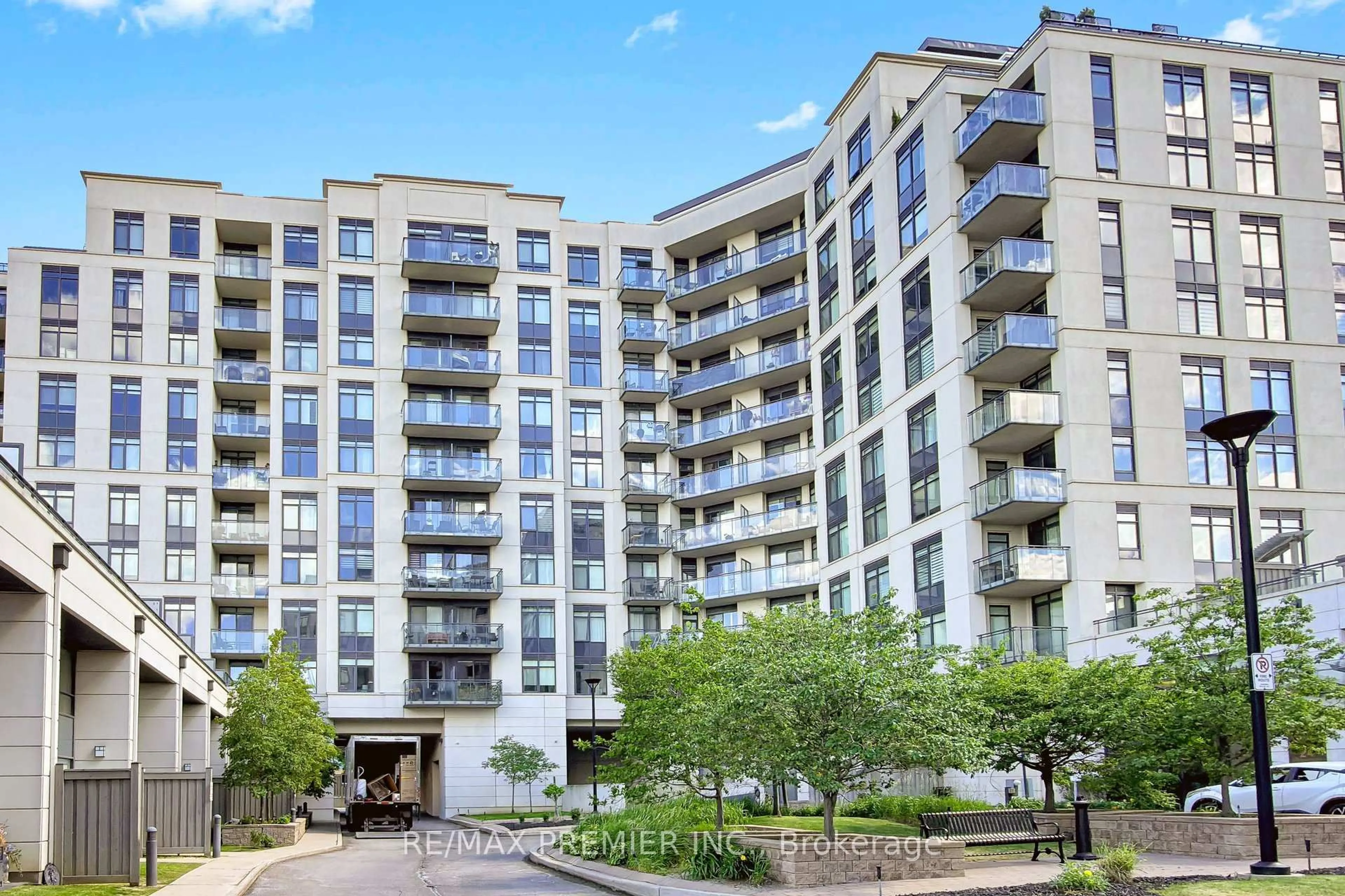 Unknown for 24 Woodstream Blvd #604, Vaughan Ontario L4L 8C4