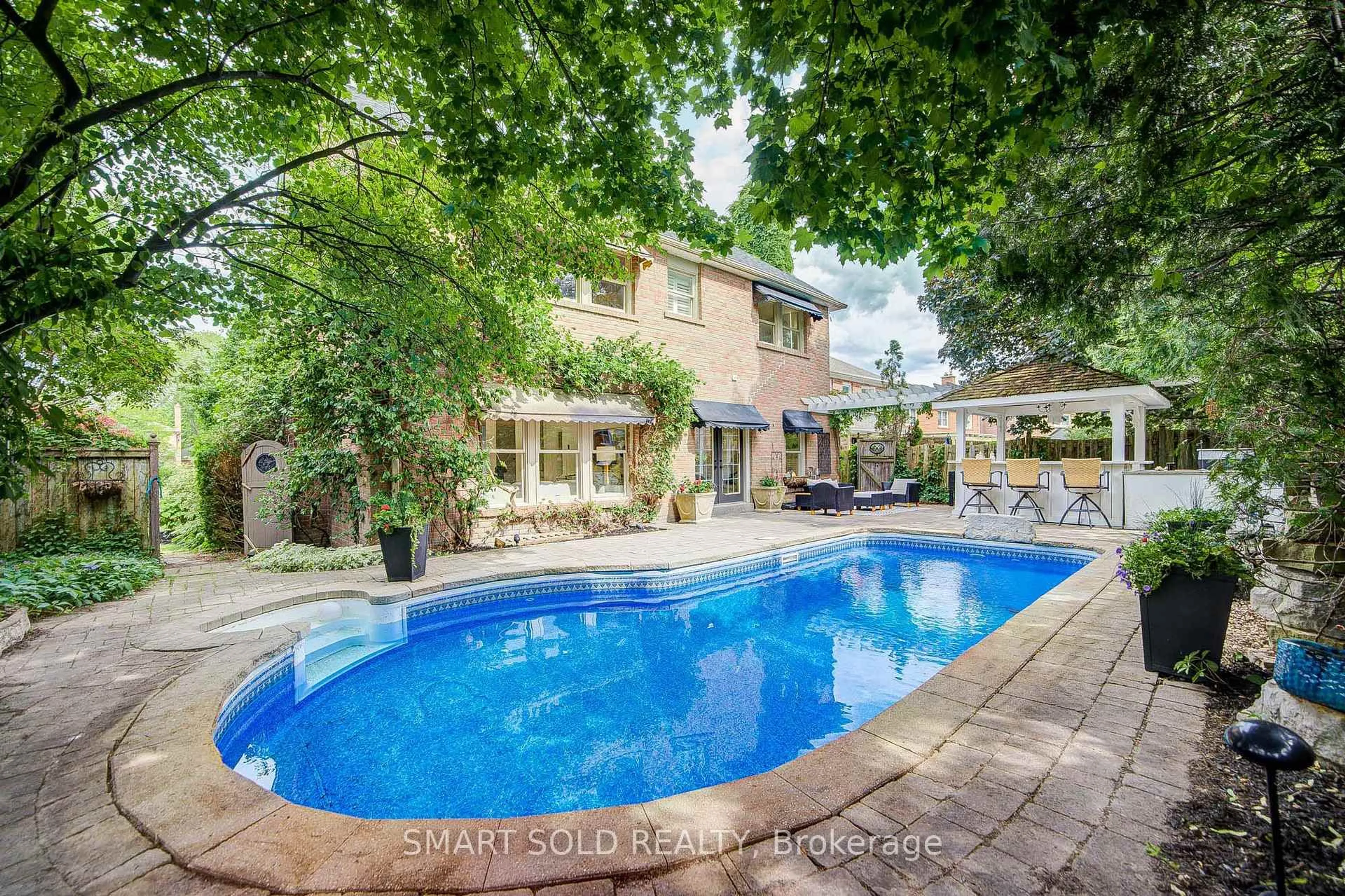 Pool for 84 Longwater Chse, Markham Ontario L3R 4A8