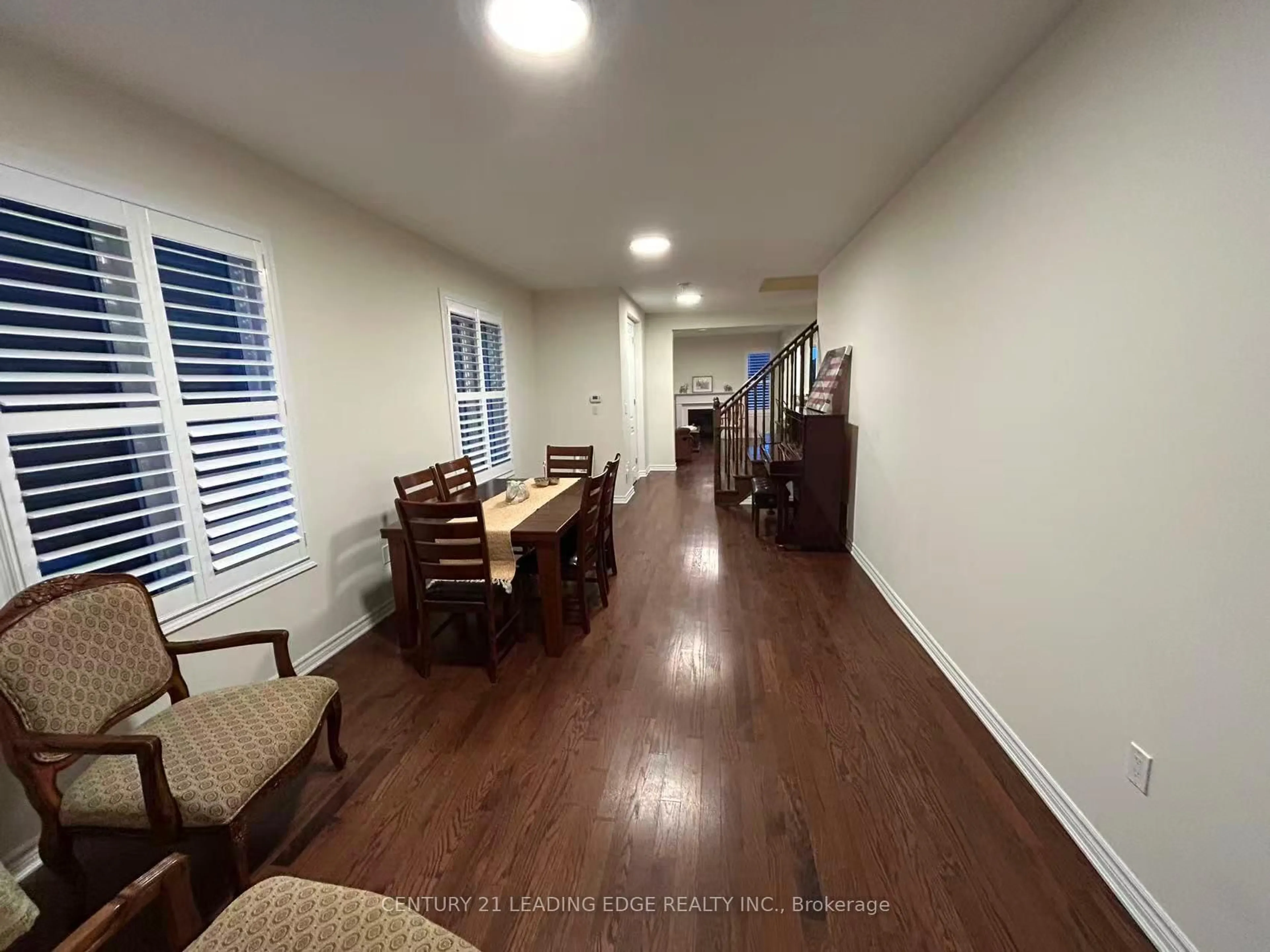 A pic of a room for 209 Baber Cres, Aurora Ontario L4G 0Y6