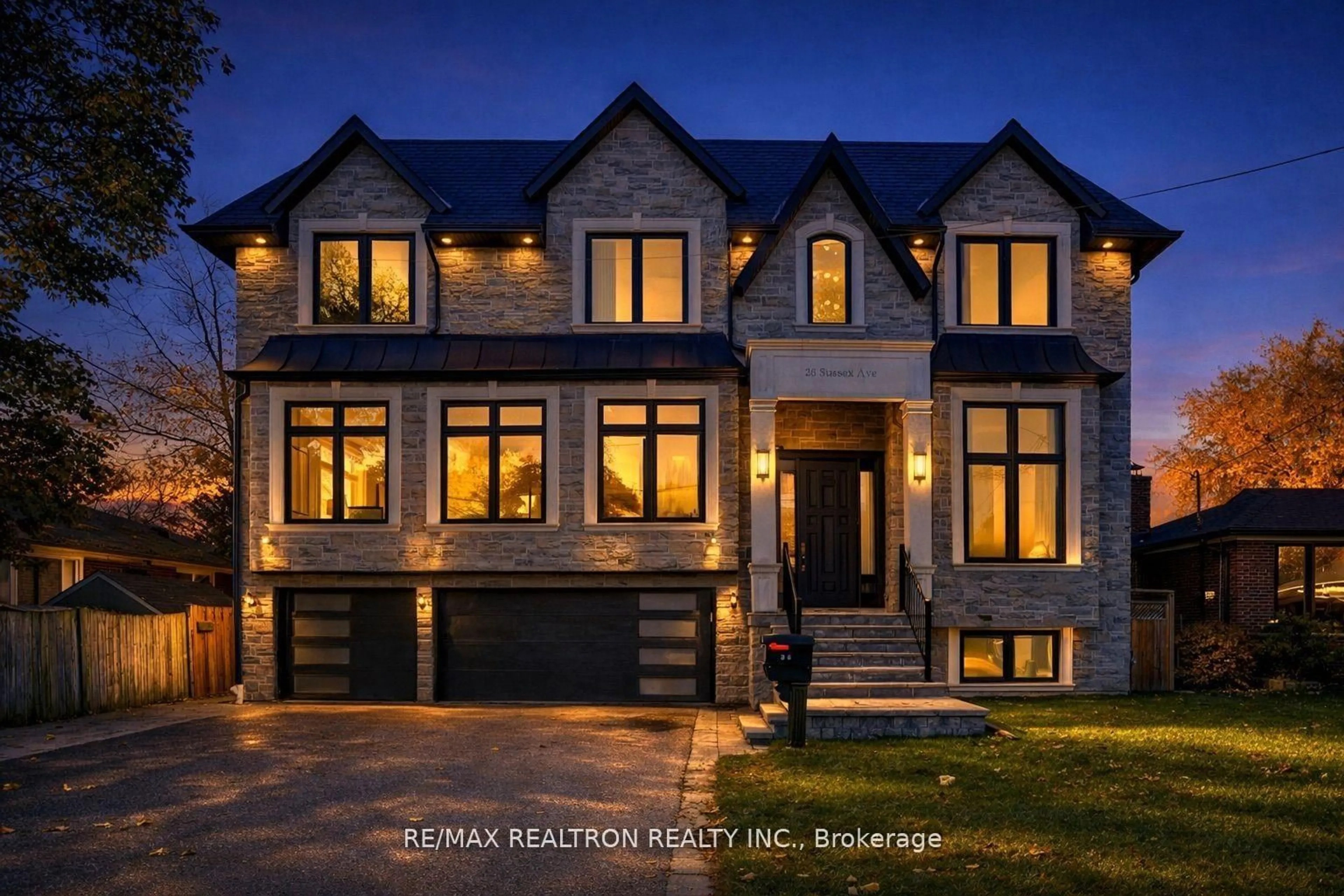 Home with brick exterior material, building for 36 Sussex Ave, Richmond Hill Ontario L4C 2E6