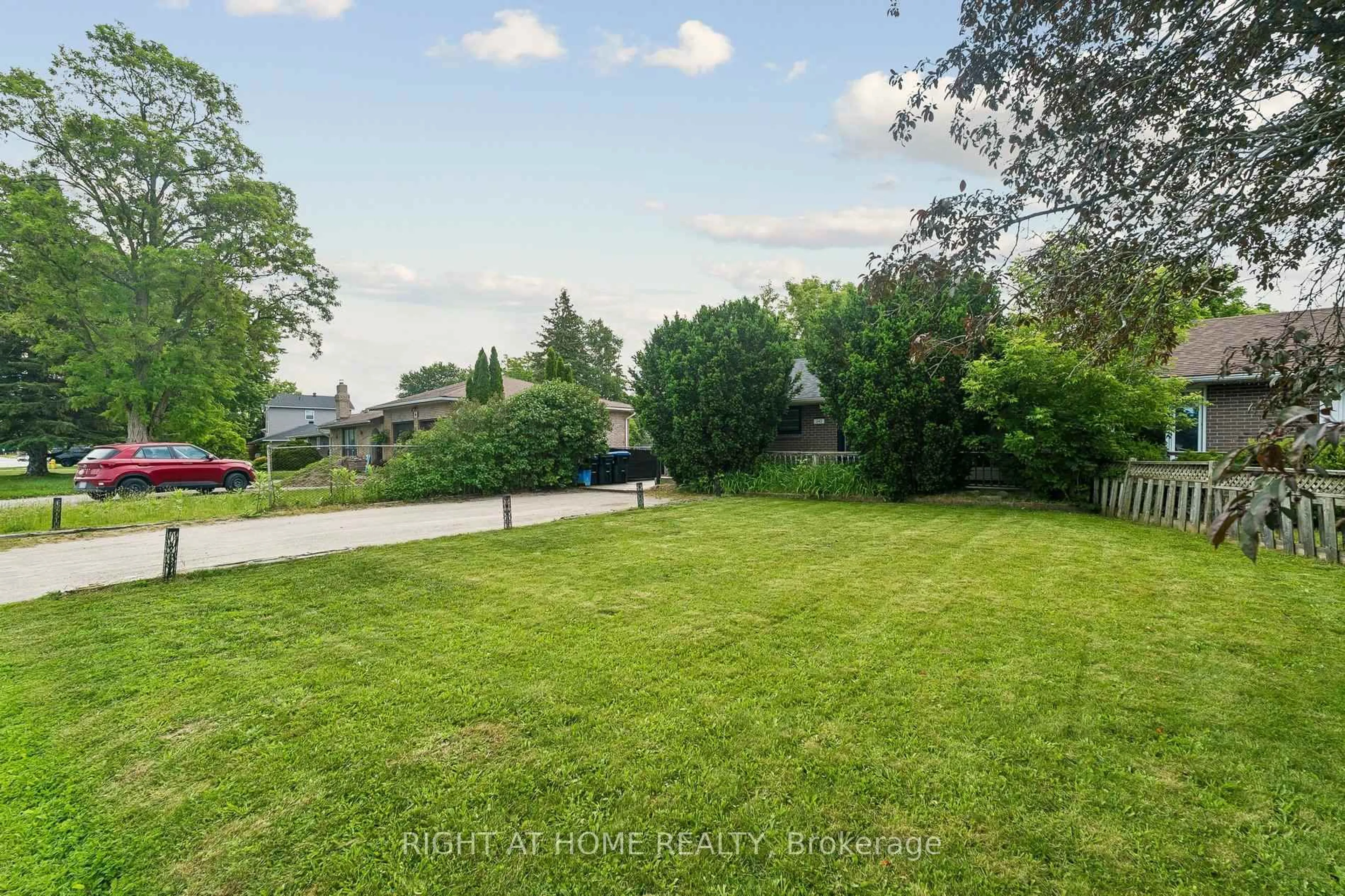 A pic from outside/outdoor area/front of a property/back of a property/a pic from drone, unknown for 242 Centre St, Essa Ontario L0M 1B0