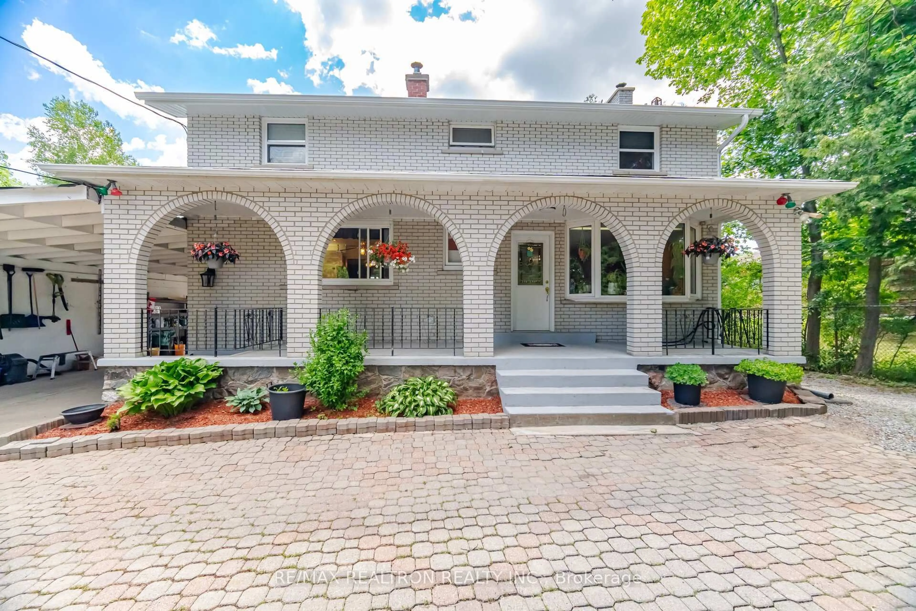 Unknown for 14426 Jane St, King Ontario L7B 1A3