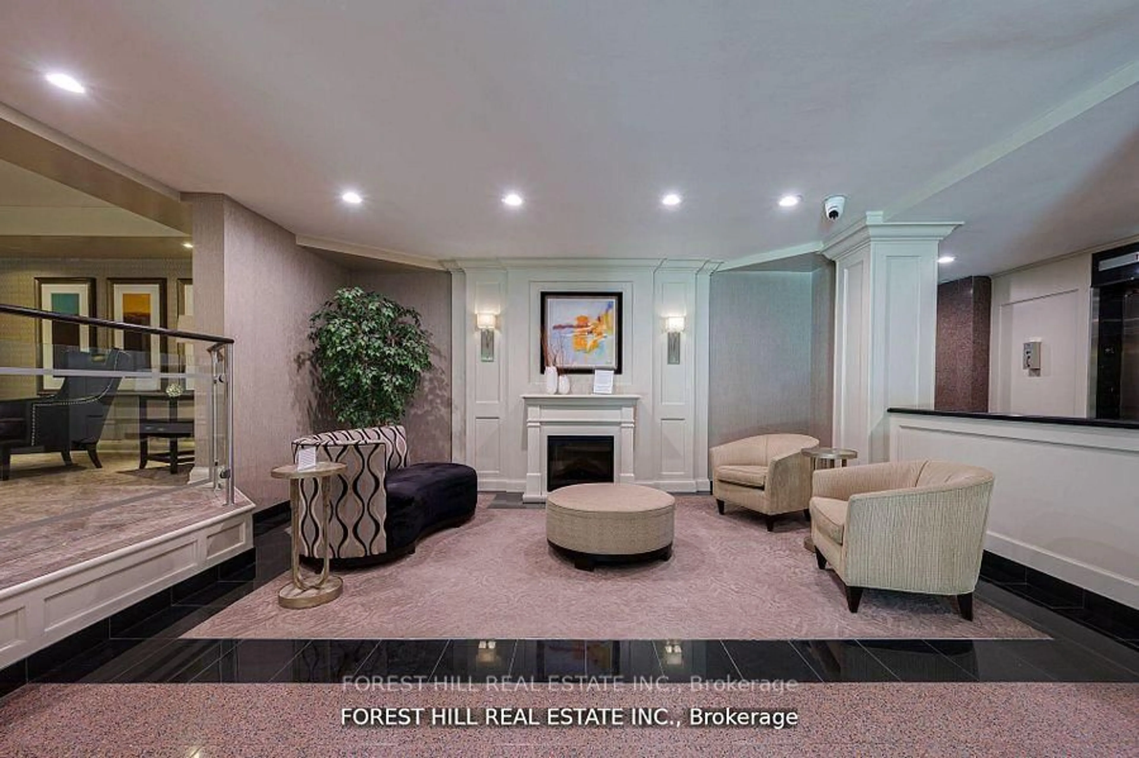 Lobby for 7440 Bathurst St #308, Vaughan Ontario L4J 7K8