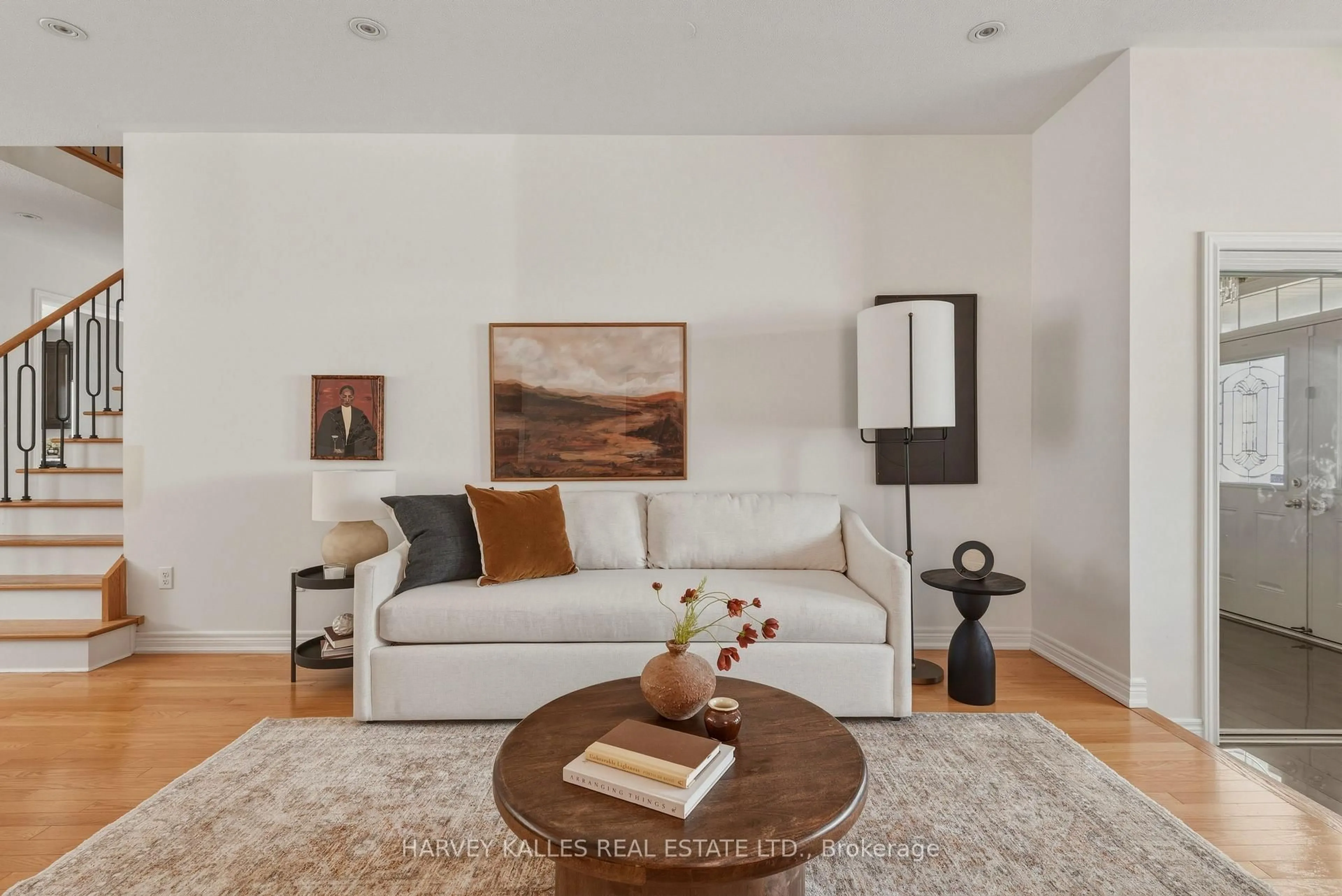 Living room with furniture, wood/laminate floor for 37 Grandwood Ave, Whitchurch-Stouffville Ontario L4A 0M6