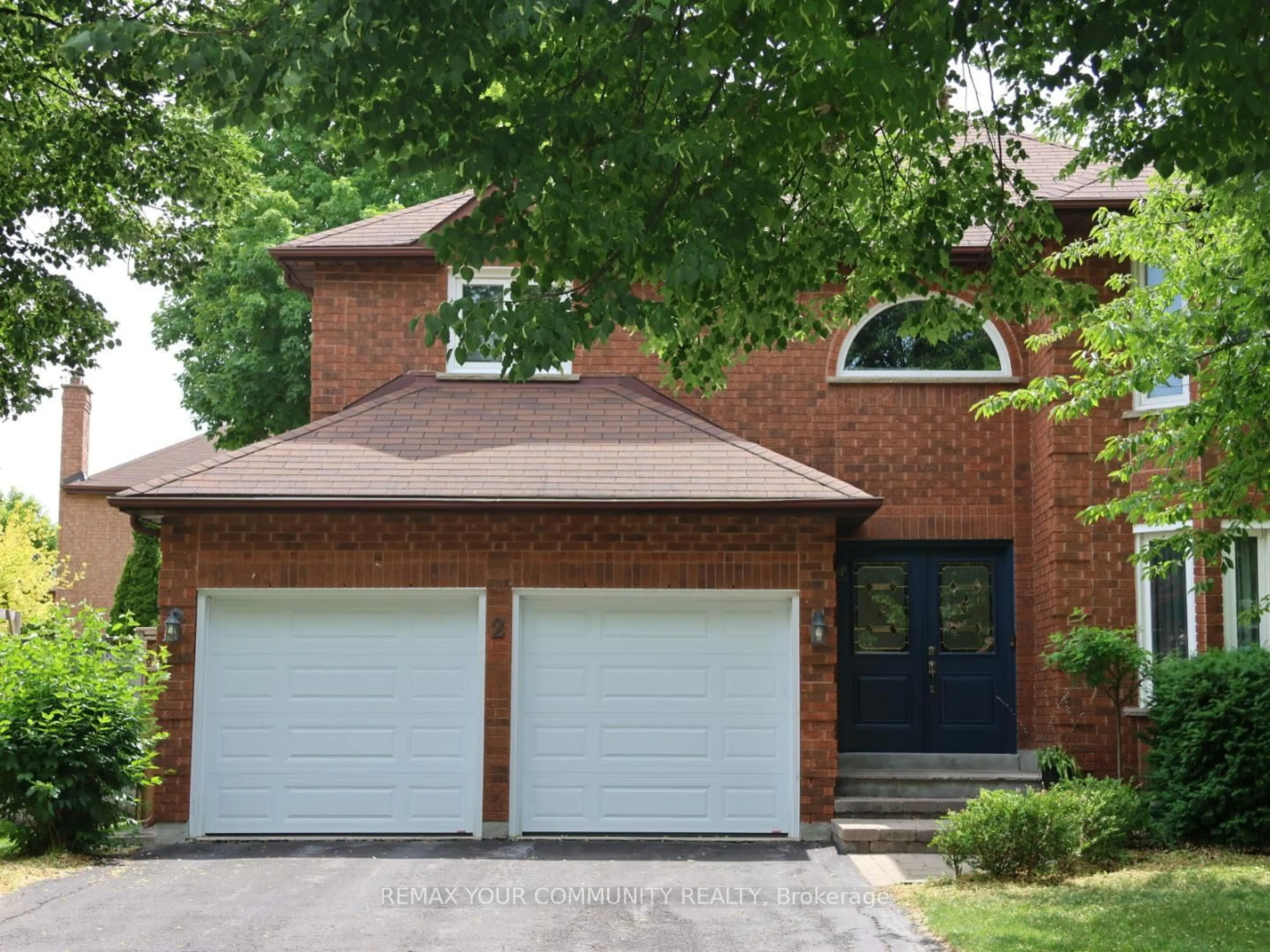 Home with brick exterior material, street for 2 Ballard Cres, Newmarket Ontario L3X 1S3