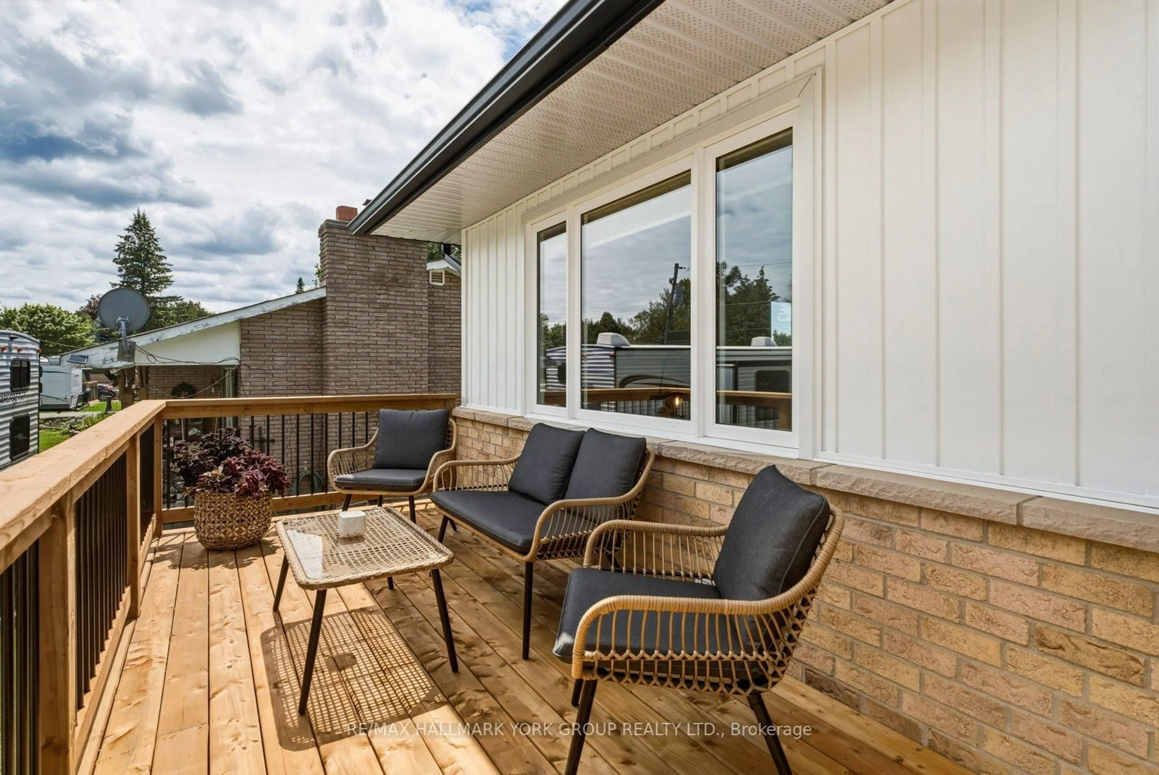 Patio, unknown for 54 Twmarc Ave, Brock Ontario L0K 1A0