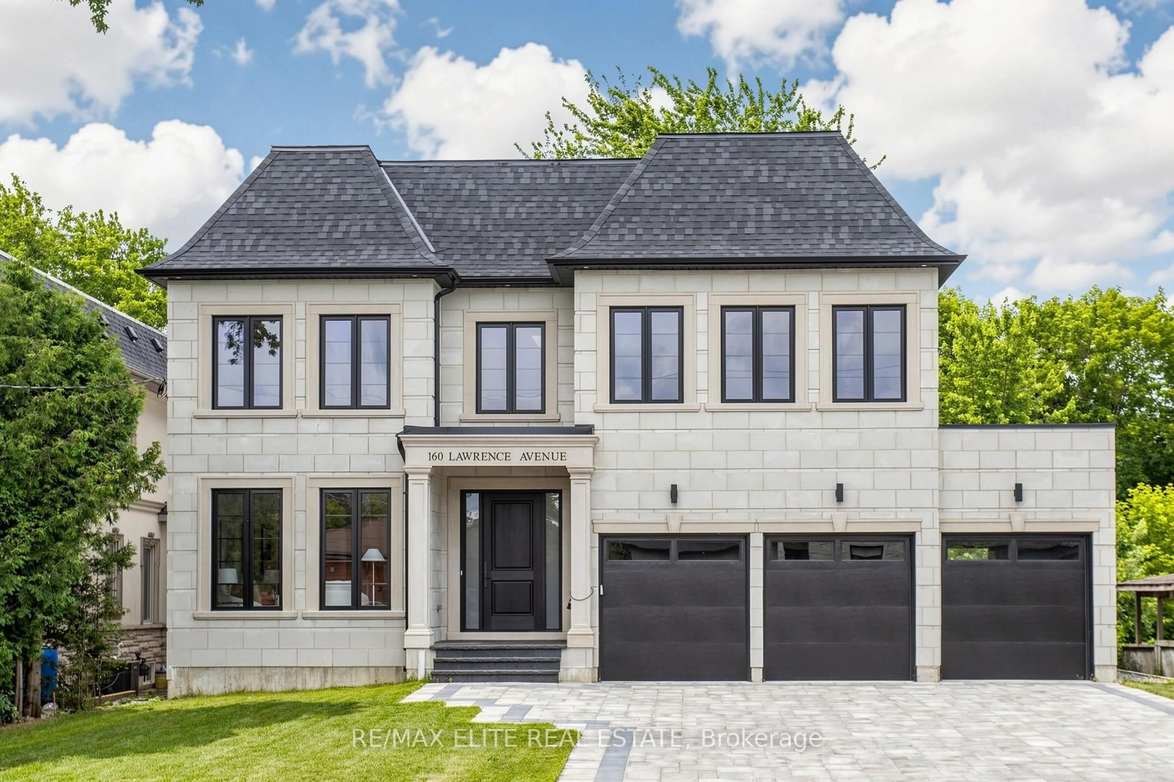 Home with brick exterior material, street for 160 Lawrence Ave, Richmond Hill Ontario L4C 1Z5