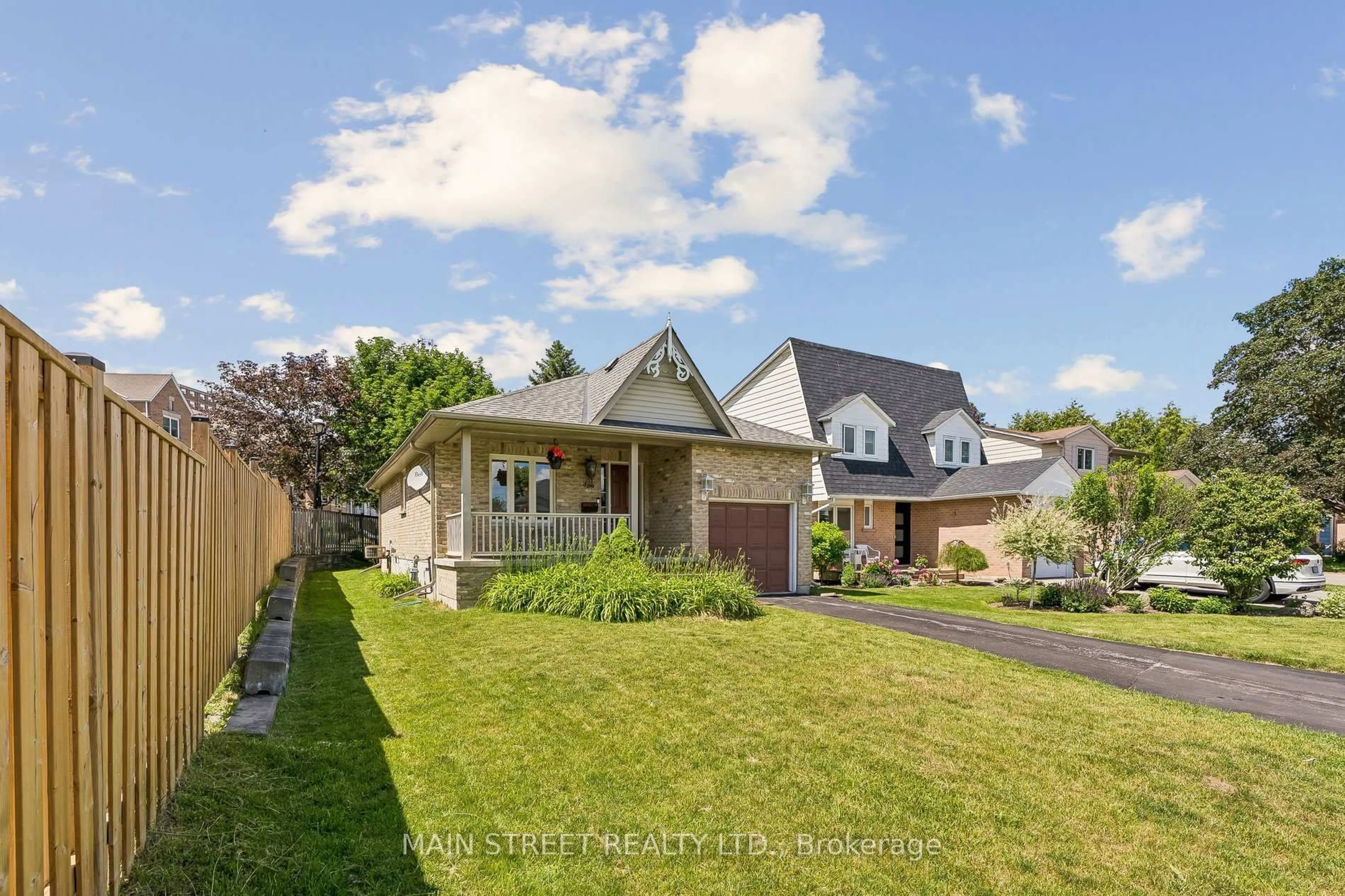Home with brick exterior material, street for 489 Cody Cres, Newmarket Ontario L3Y 5L9
