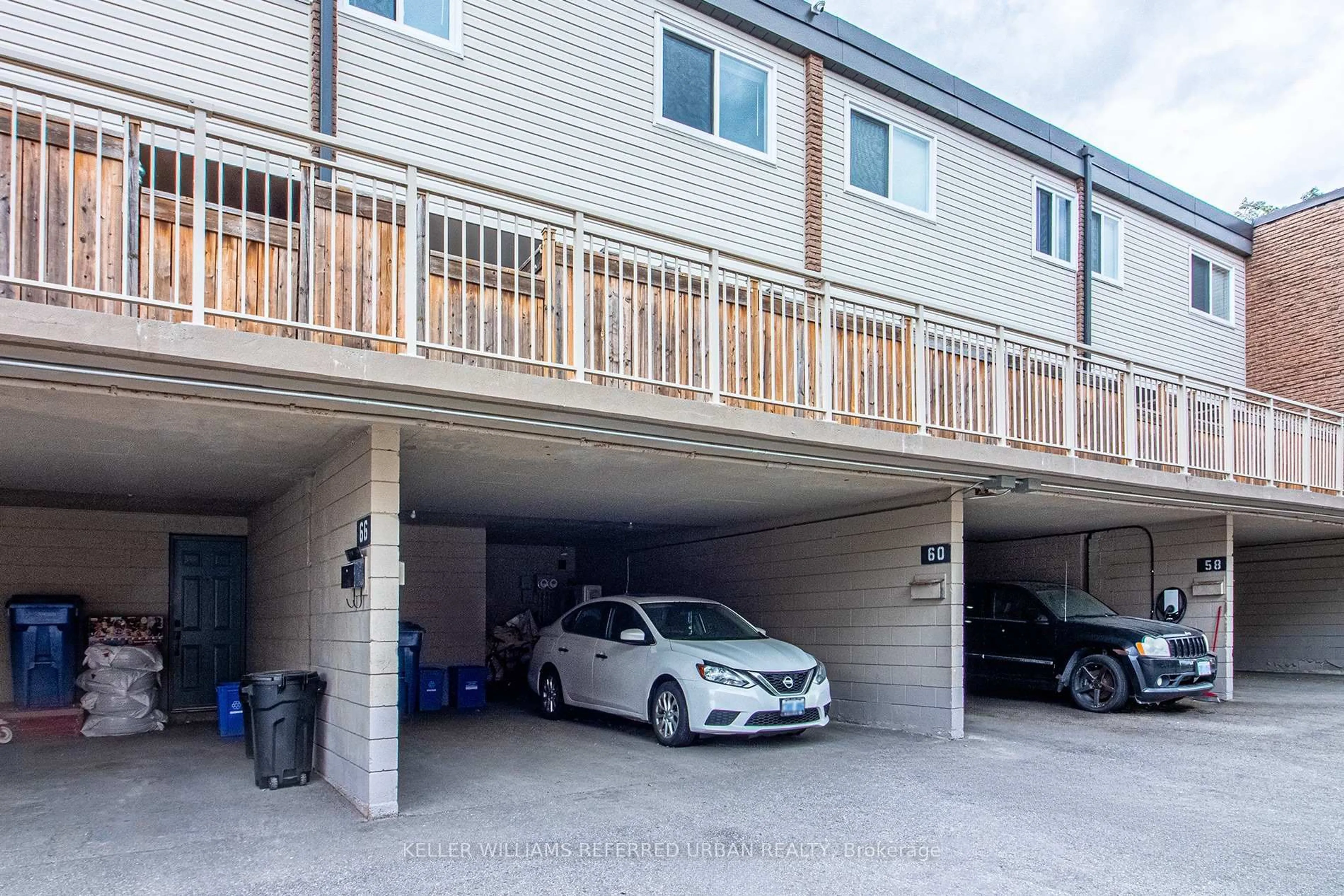 Indoor garage for 60 Springfair Ave, Aurora Ontario L4G 3M2