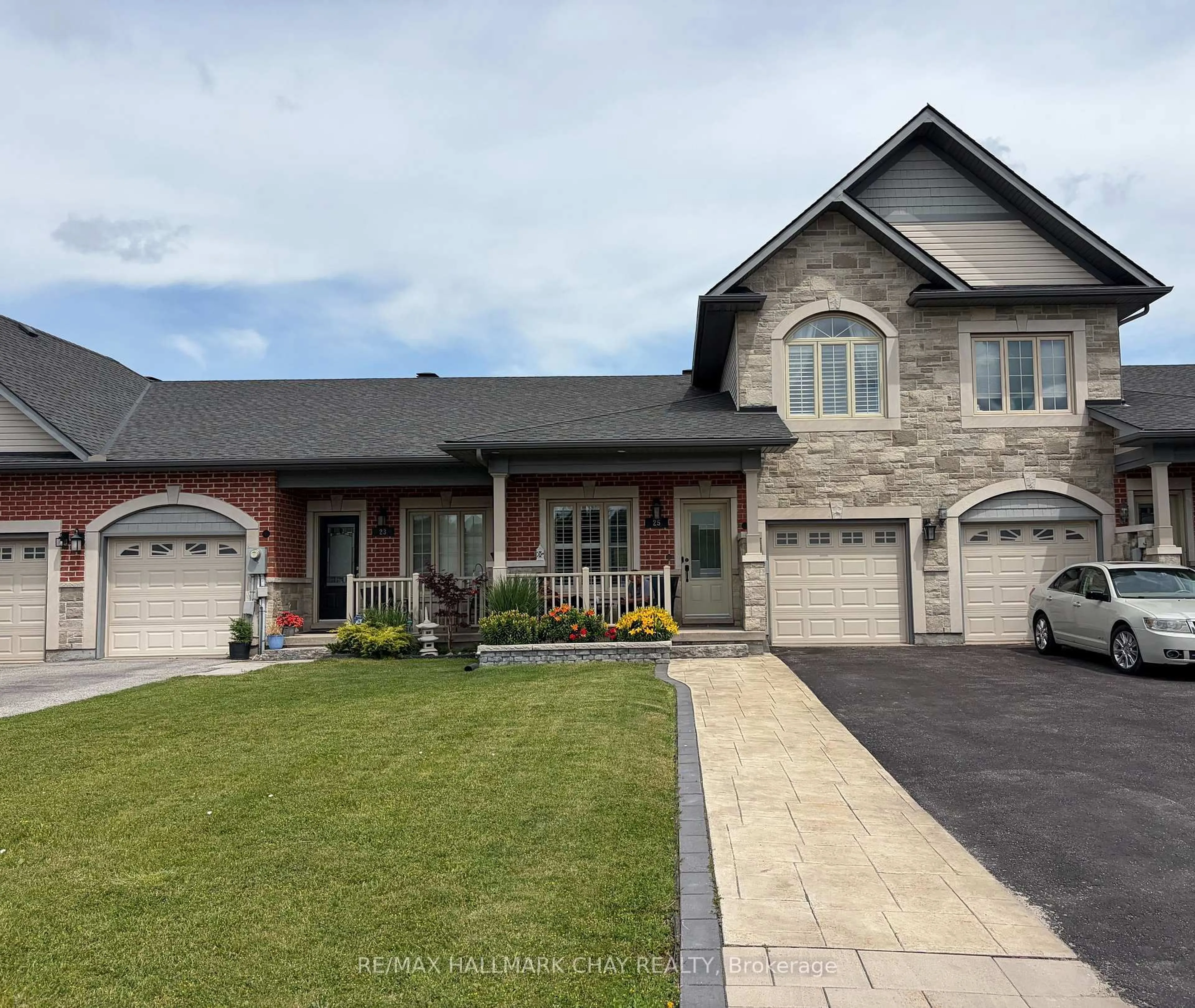 Home with brick exterior material, street for 25 Kingsmere Cres, New Tecumseth Ontario L9R 0K6