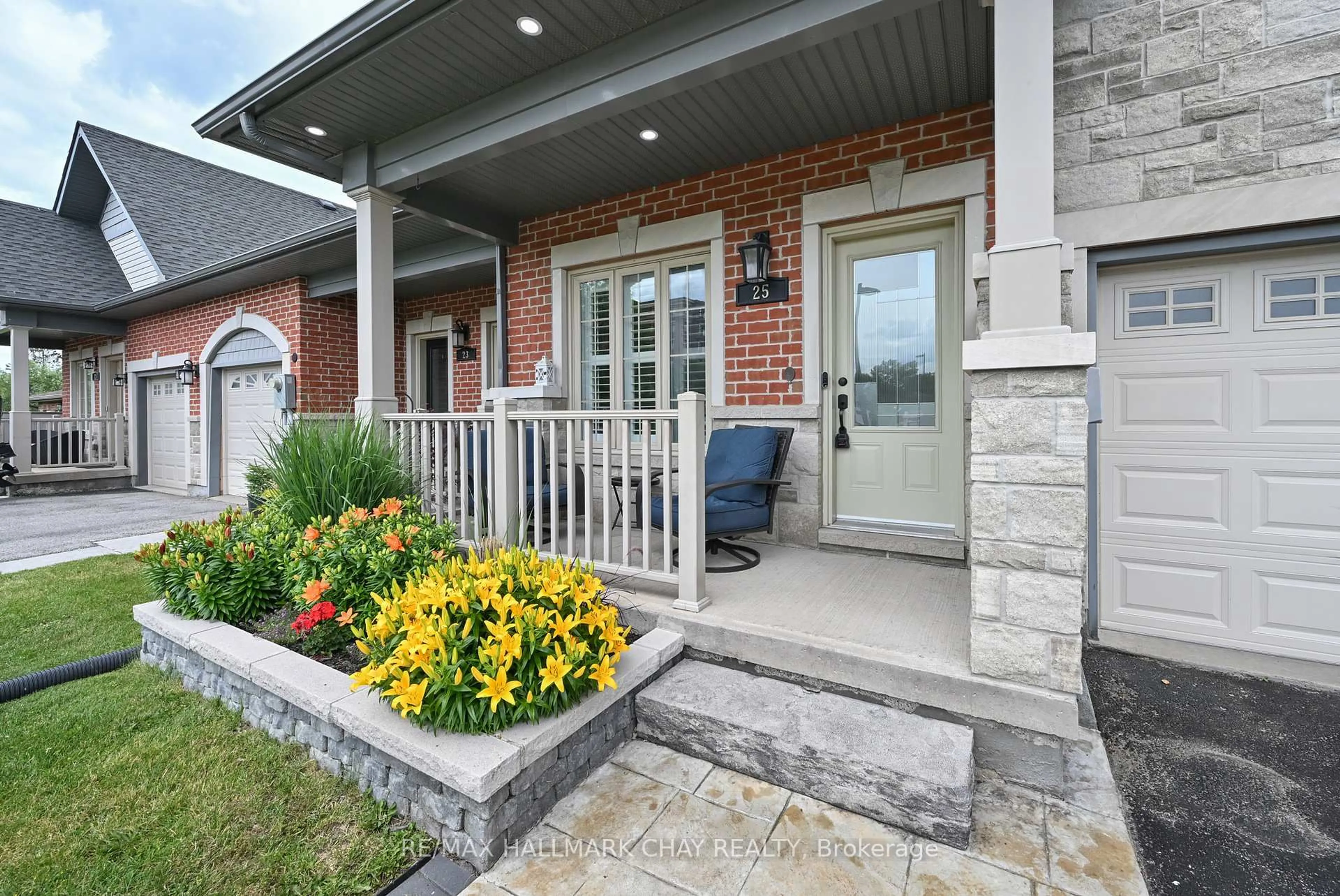 Home with brick exterior material, street for 25 Kingsmere Cres, New Tecumseth Ontario L9R 0K6