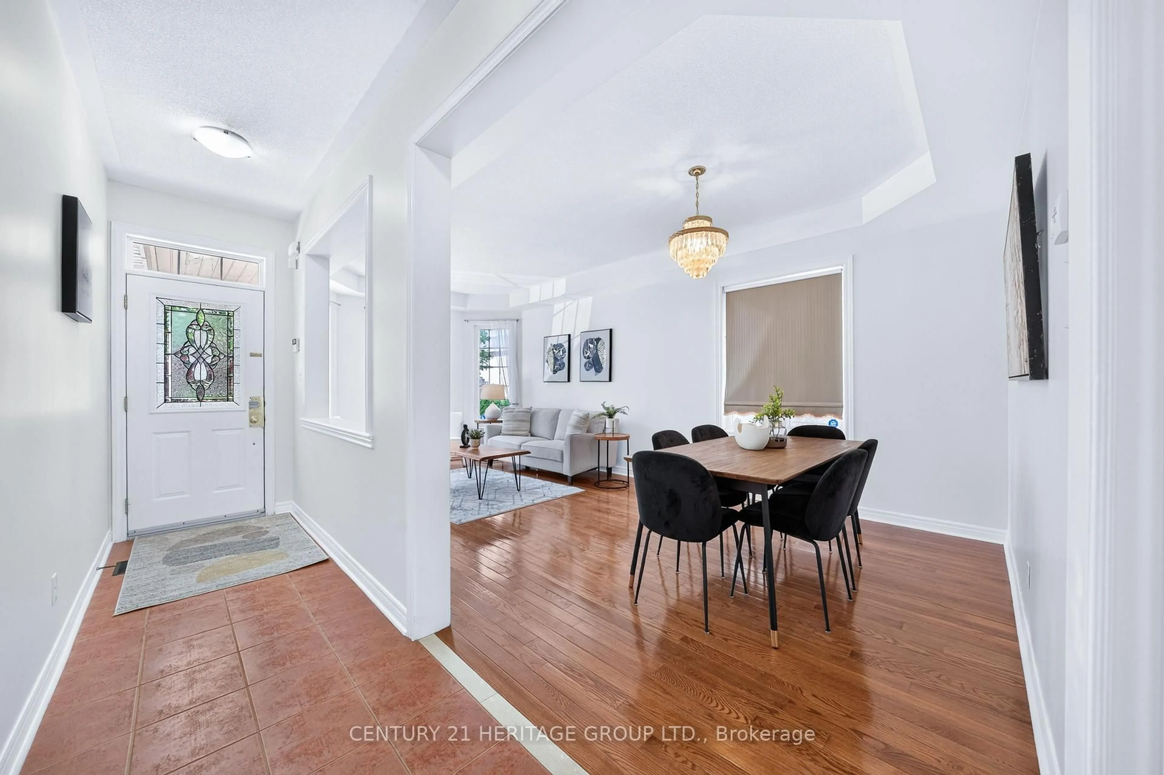 Dining room, unknown for 161 Alfred Smith Way, Newmarket Ontario L3X 3C2