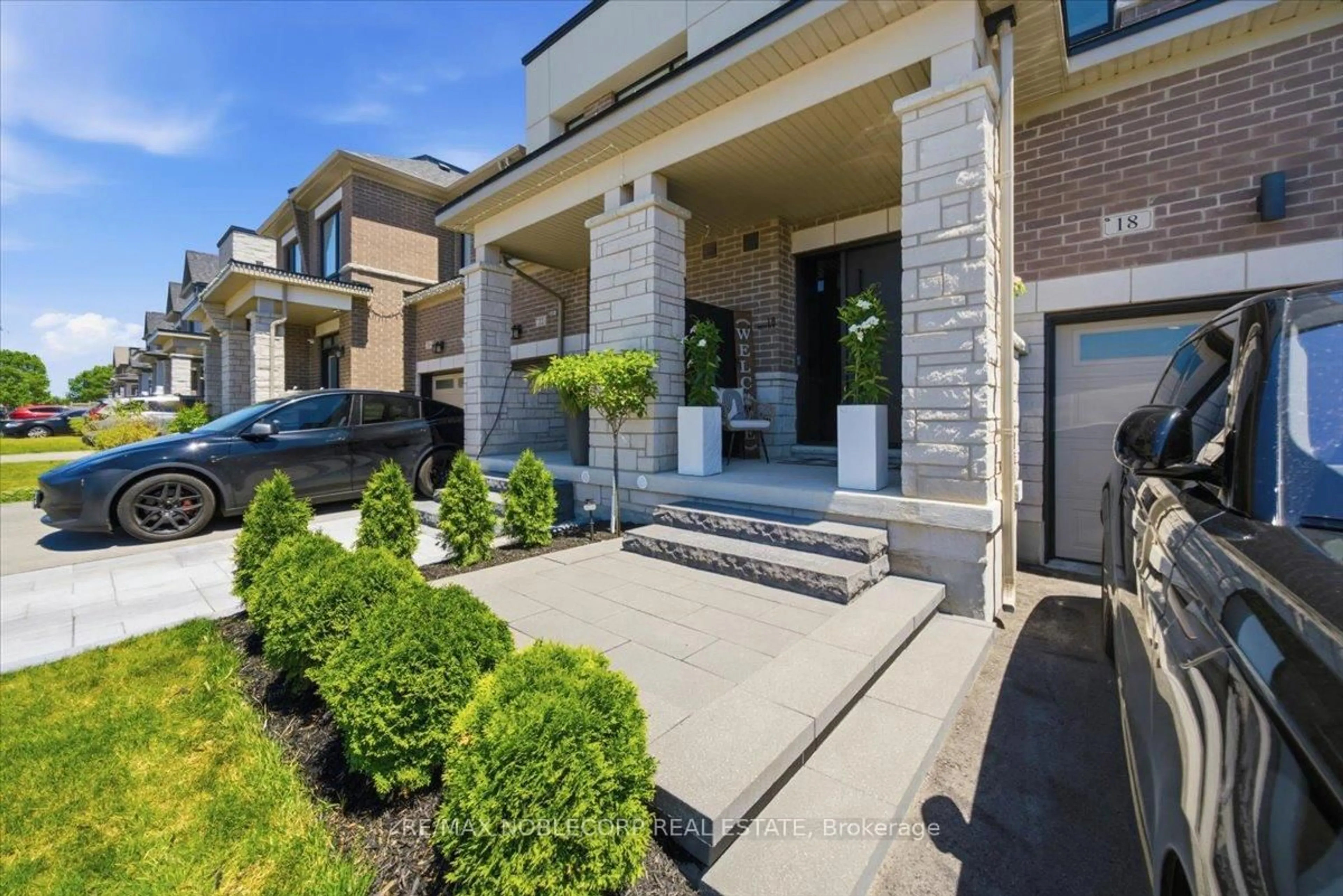 Home with brick exterior material, street for 18 Ghent Dr, Vaughan Ontario L4H 4T8