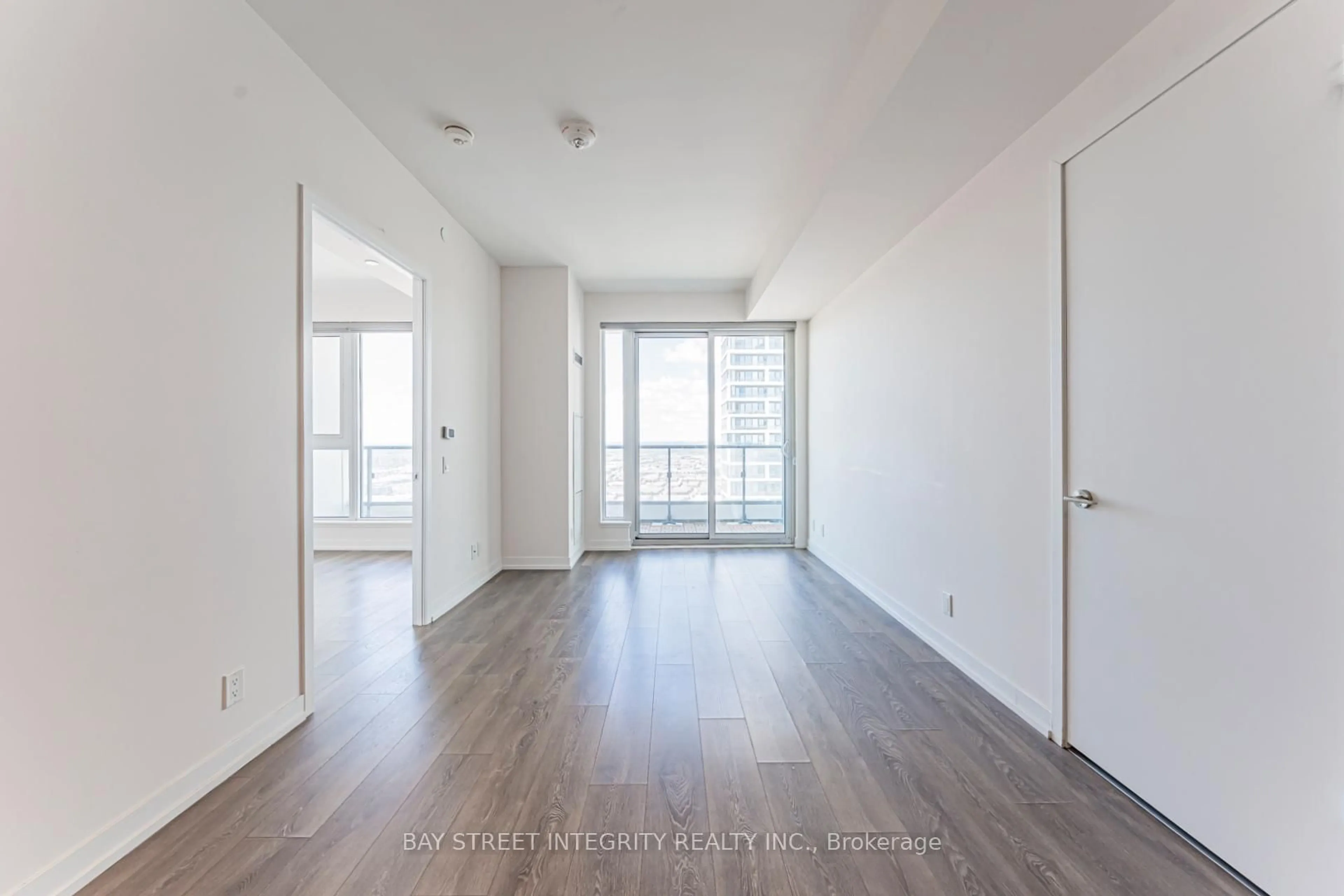 A pic of a room for 5 Buttermill Ave #4712, Vaughan Ontario L4K 0J5