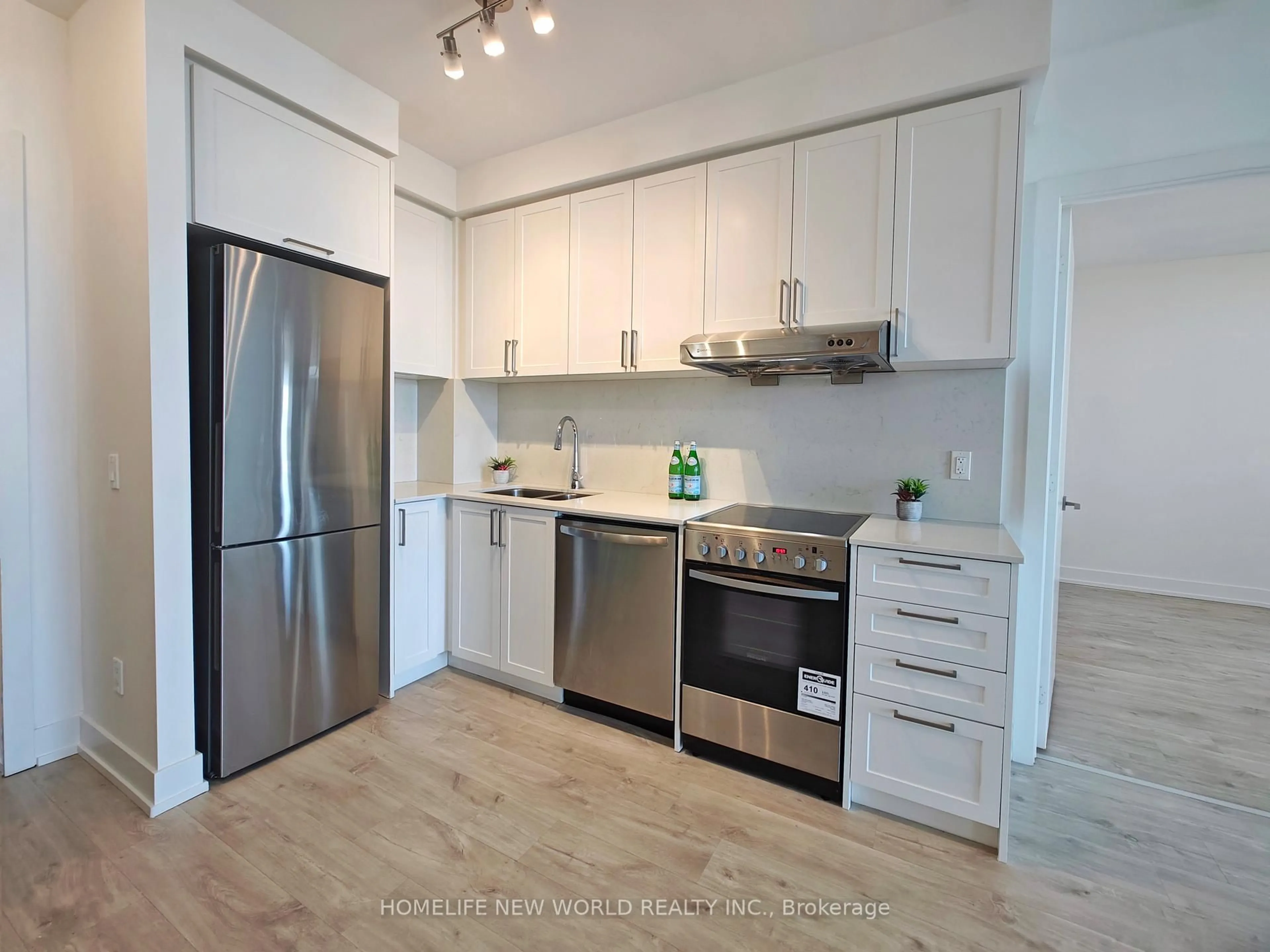 Unknown for 268 Buchanan Dr #719W, Markham Ontario L3R 8G9