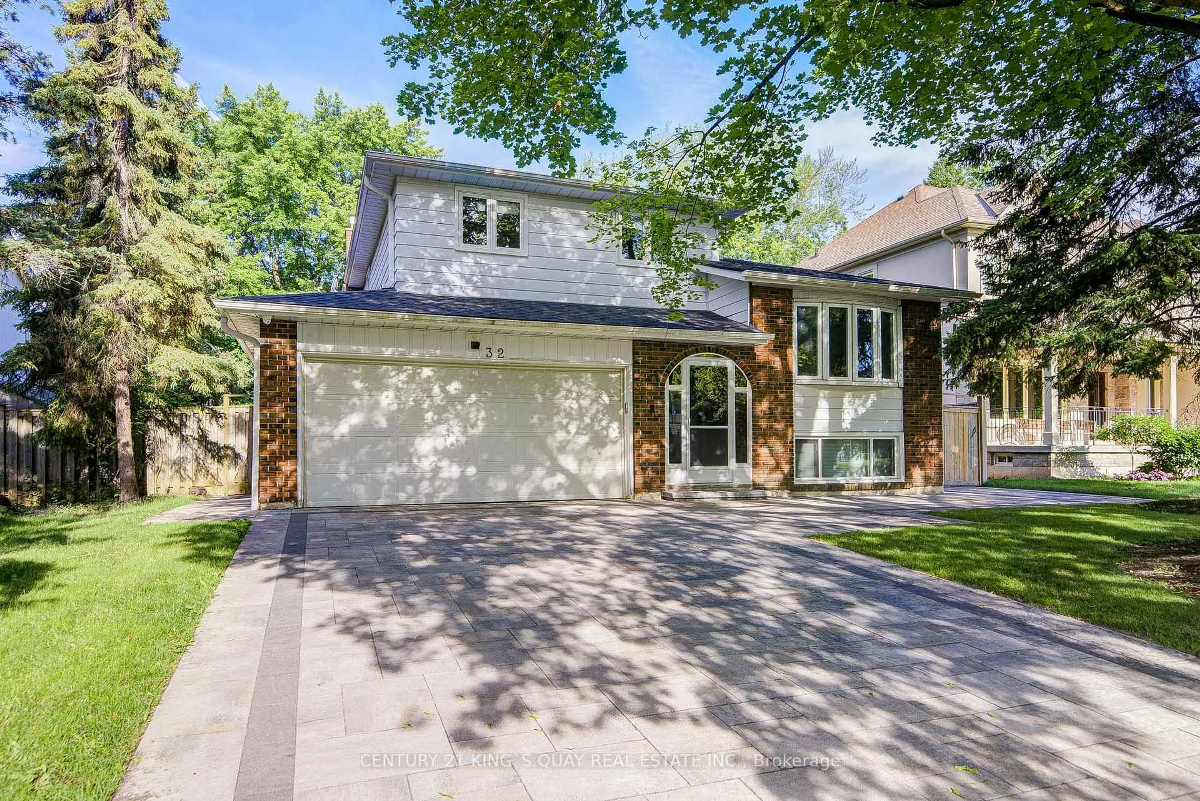 Home with brick exterior material, street for 32 Chant Cres, Markham Ontario L3R 1Y8