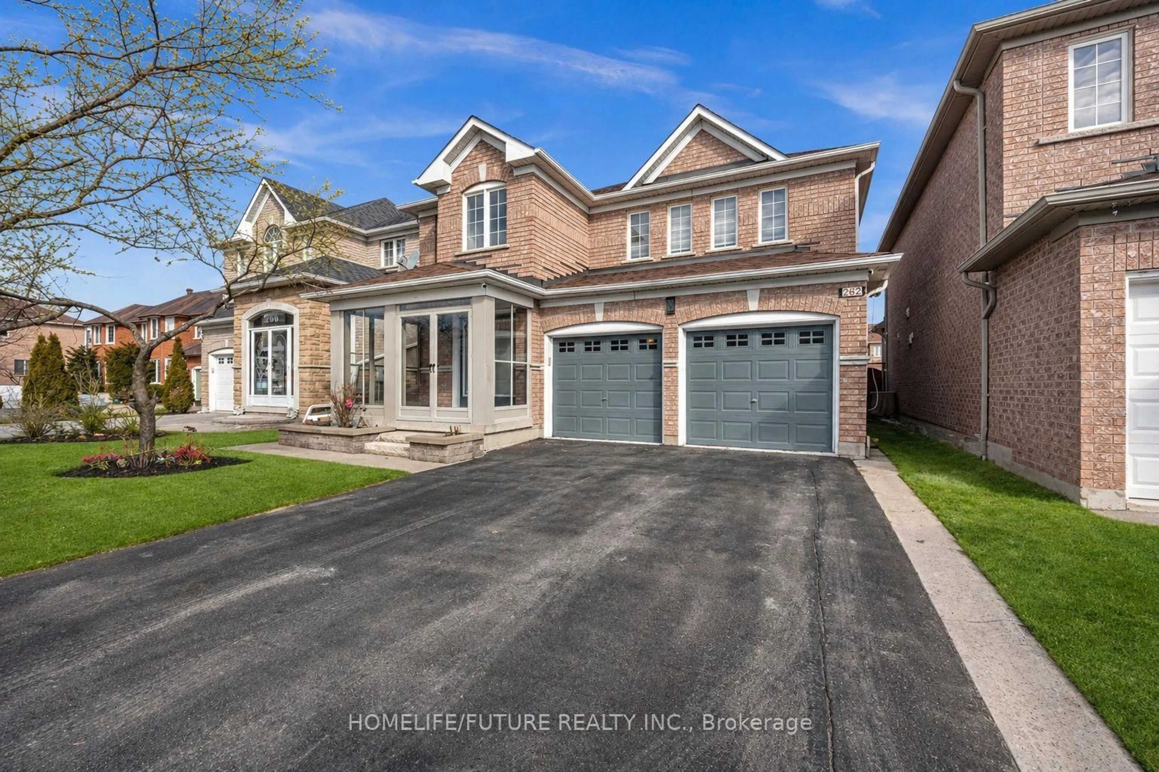 Home with brick exterior material, street for 262 Helen Ave, Markham Ontario L3R 1K1