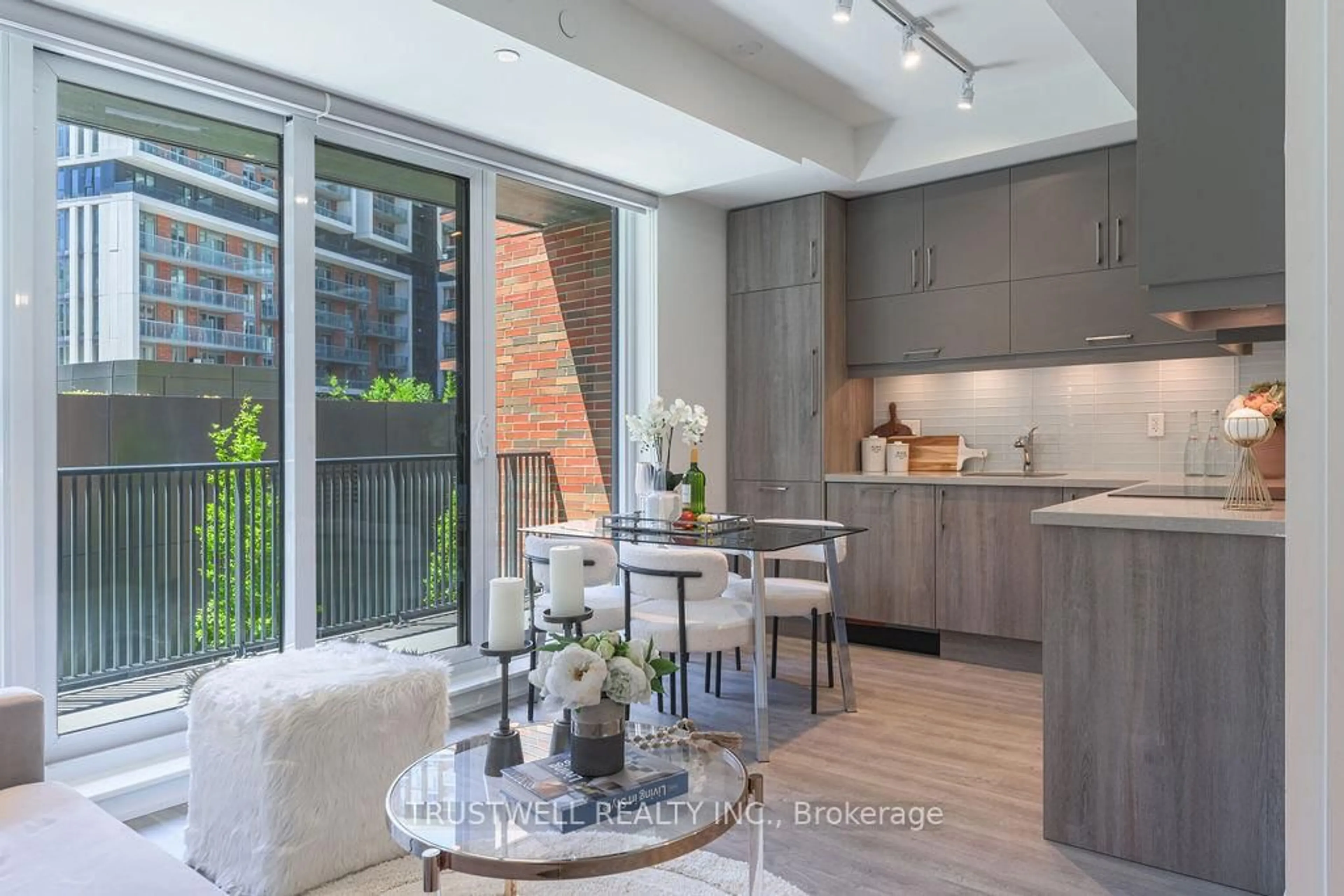 Open concept kitchen, unknown for 38 Simcoe Prom #407, Markham Ontario L6G 0H7