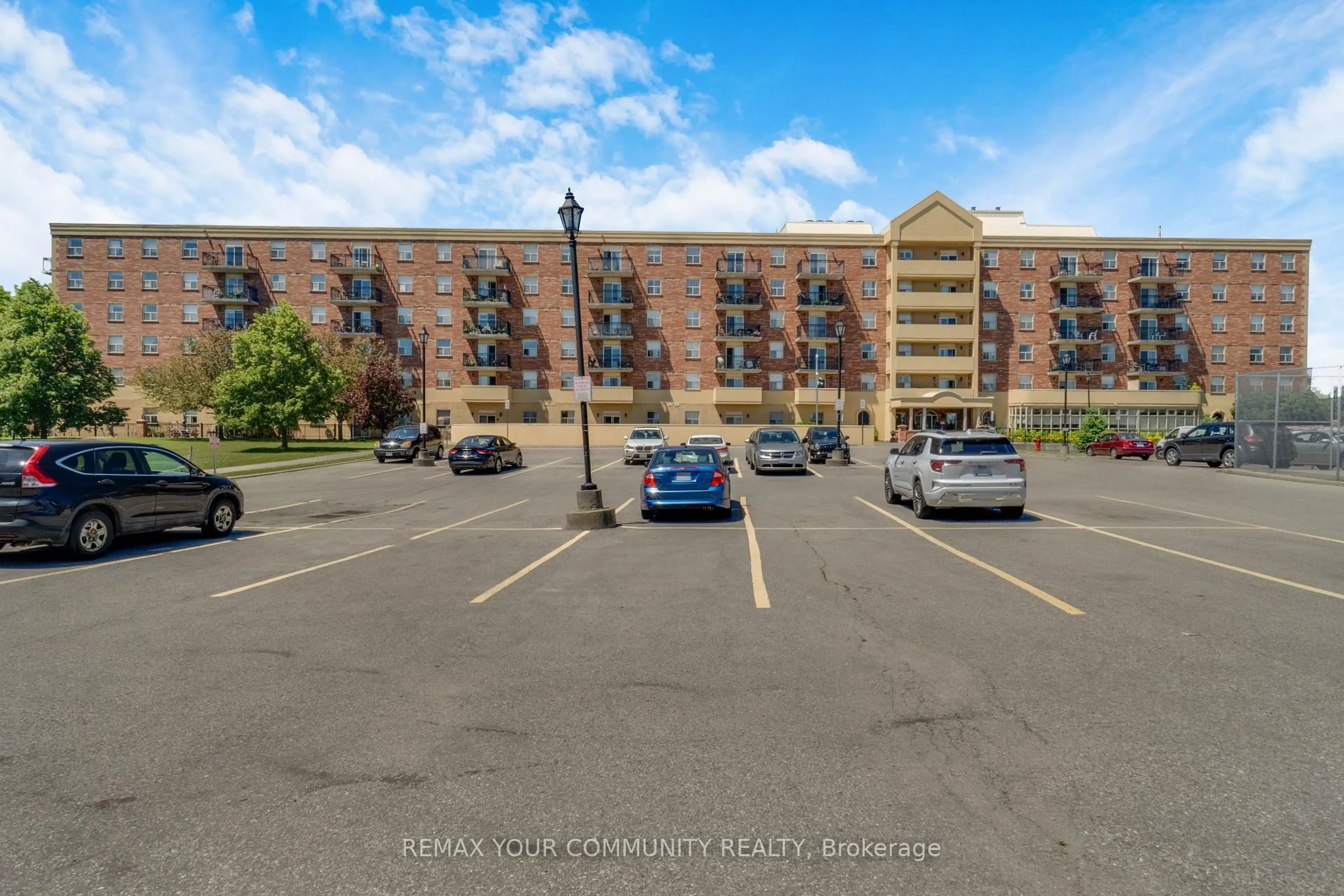 A pic from outside/outdoor area/front of a property/back of a property/a pic from drone, unknown for 7373 Martin Grove Rd #423, Vaughan Ontario L4L 9K1