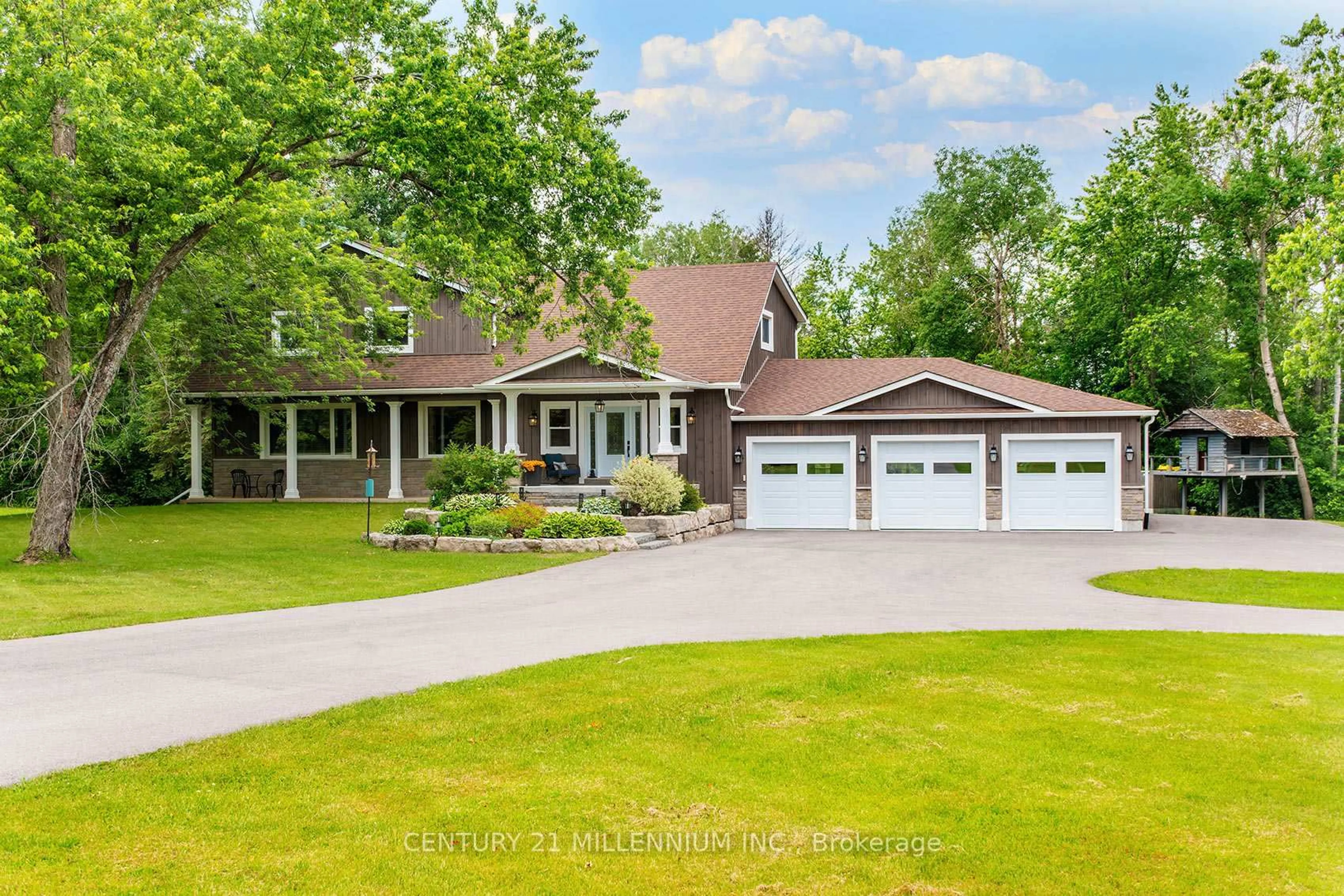 Home with vinyl exterior material, street for 430 Wagg Rd, Uxbridge Ontario L9P 0P1
