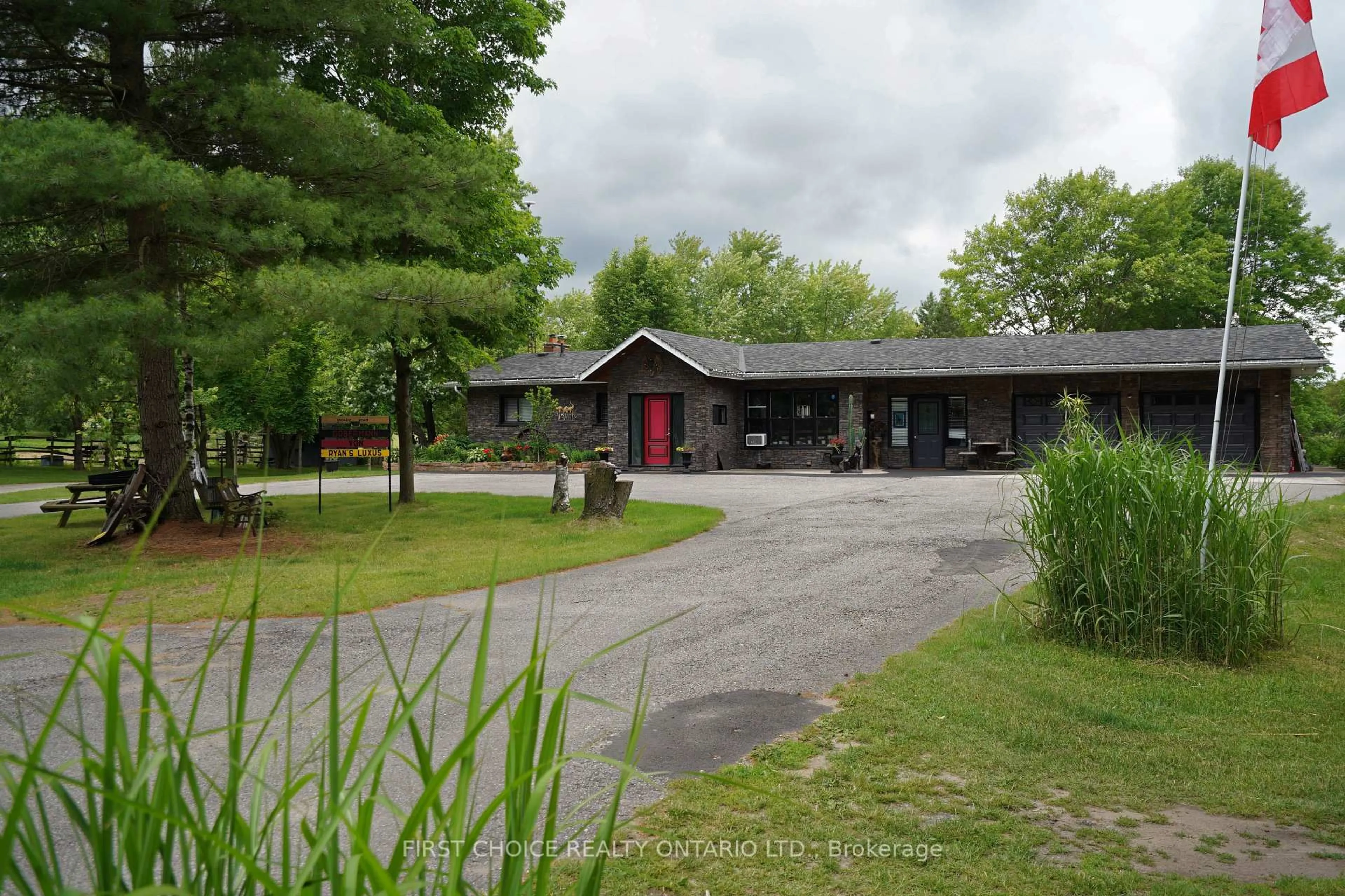 A pic from outside/outdoor area/front of a property/back of a property/a pic from drone, unknown for 1890 Concession Rd 7 Concession, Adjala-Tosorontio Ontario L0G 1W0