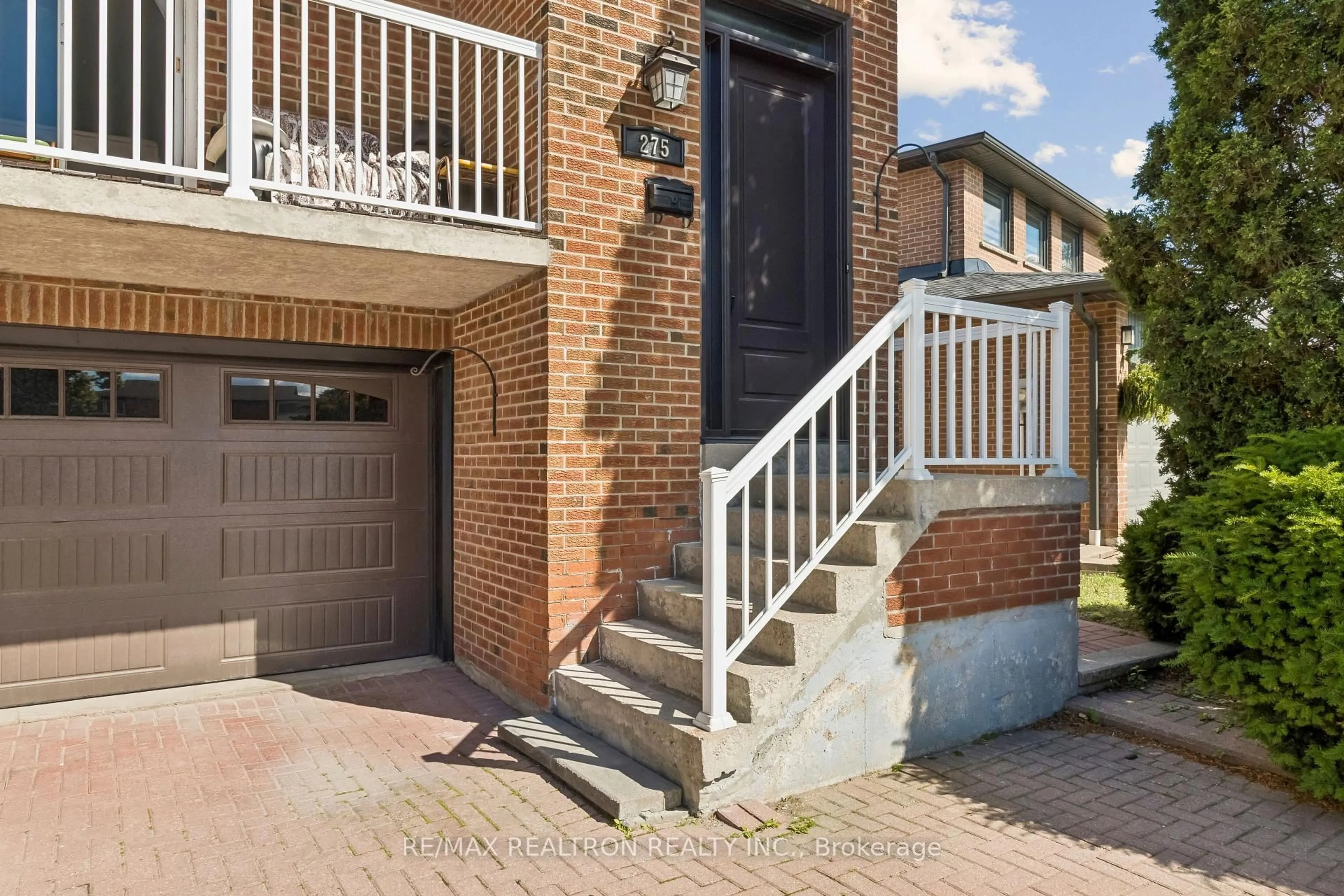 Home with brick exterior material, street for 275 Aberdeen Ave, Vaughan Ontario L4L 1C5