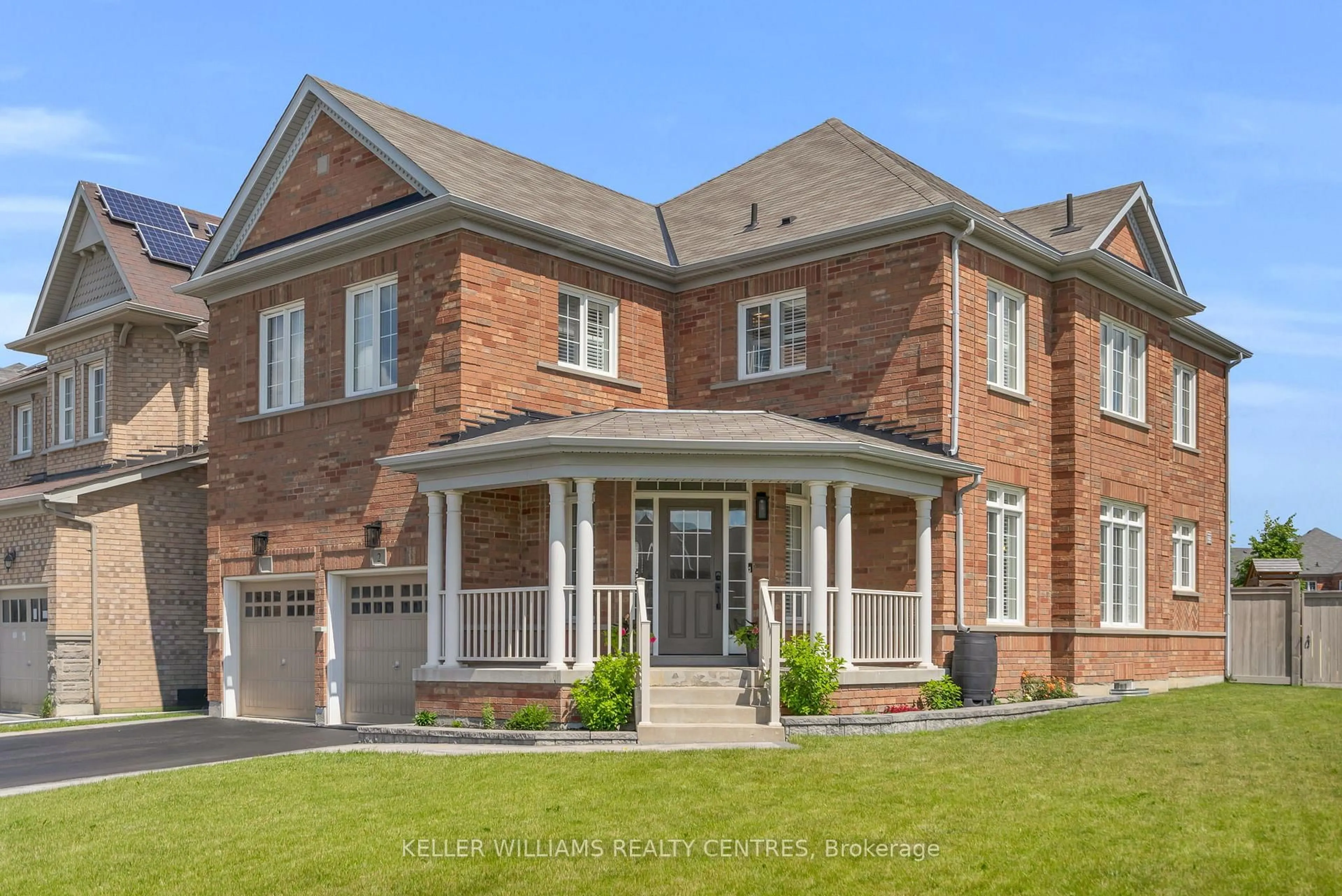 Home with brick exterior material, street for 2 Jewelwing Crt, Bradford West Gwillimbury Ontario L4L 2K1